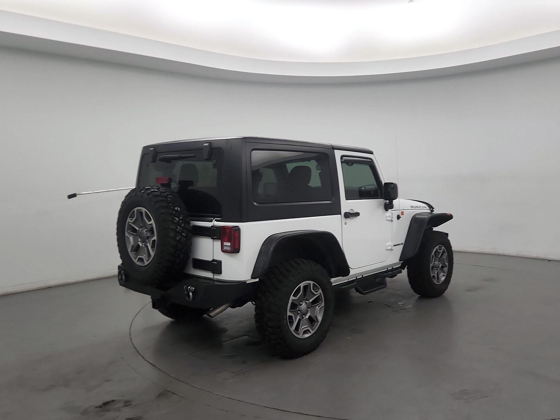 Thumbnail: 2015 Jeep Wrangler - 5