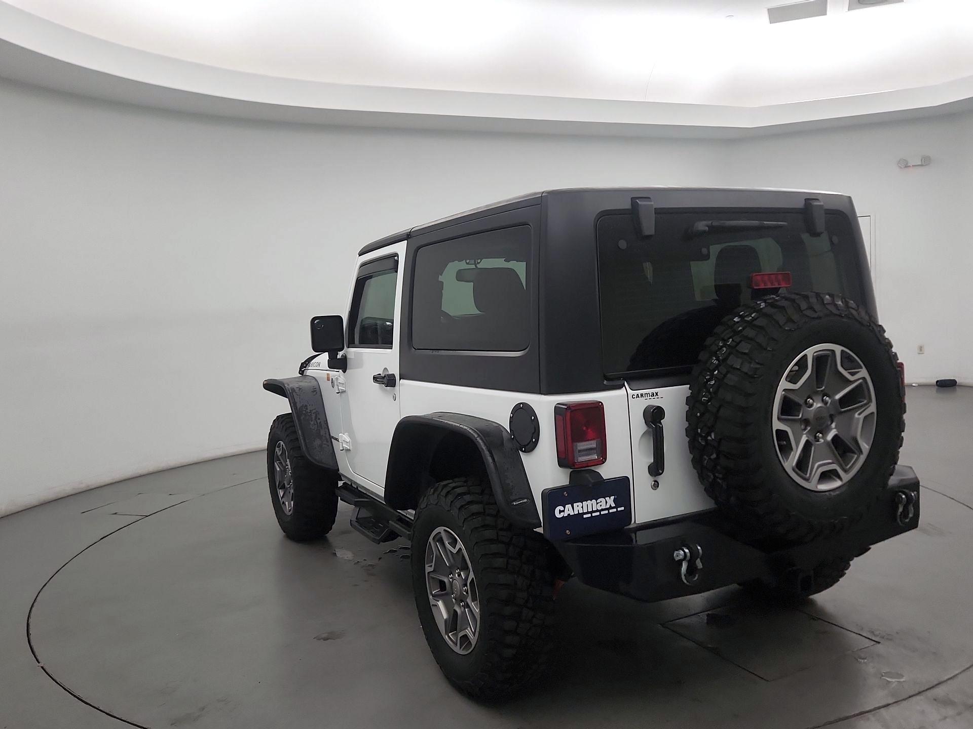 Thumbnail: 2015 Jeep Wrangler - 7
