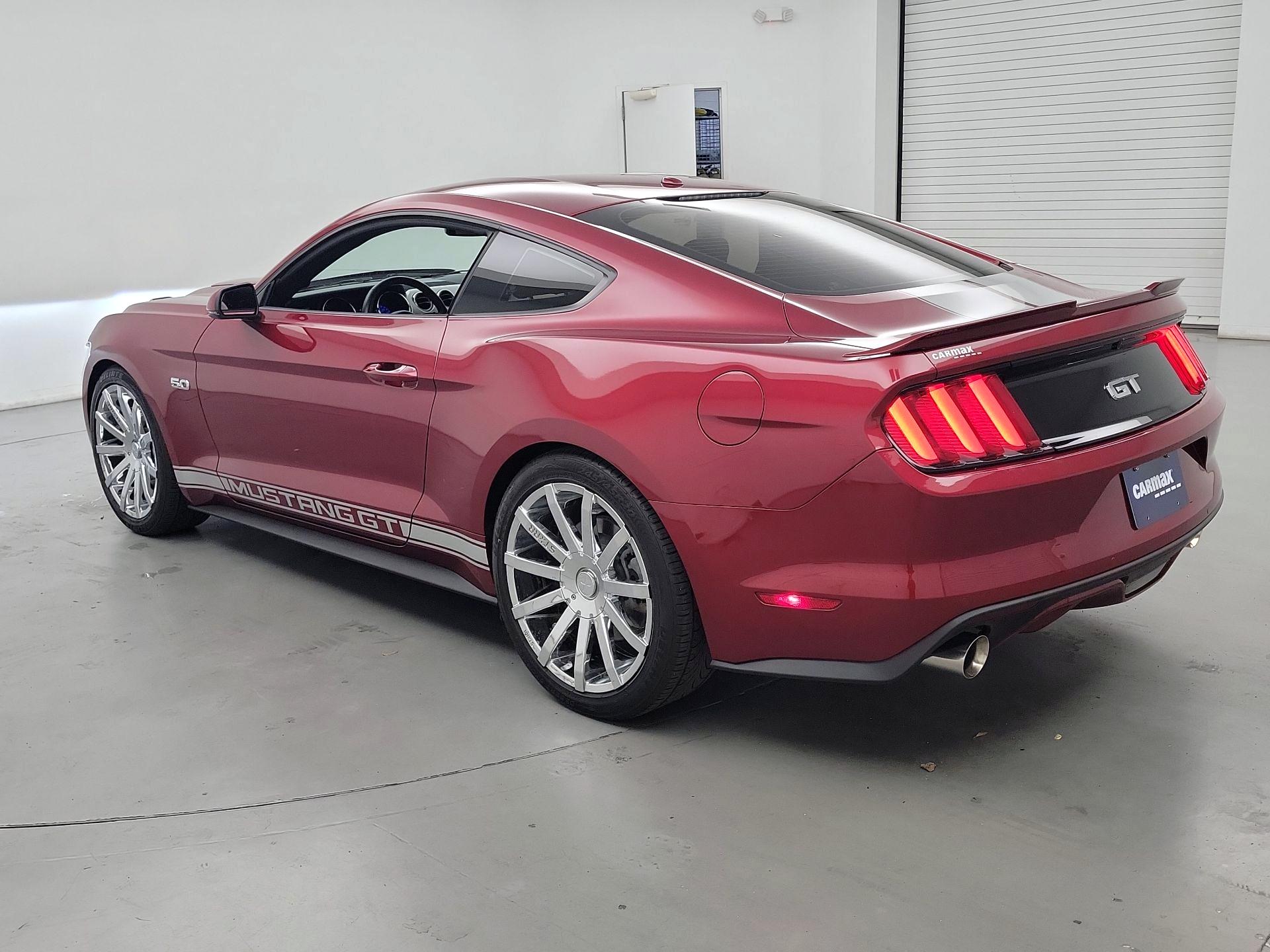 Thumbnail: 2015 Ford Mustang - 7