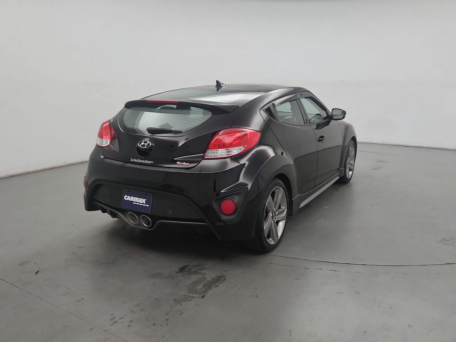 Thumbnail: 2015 Hyundai Veloster - 5