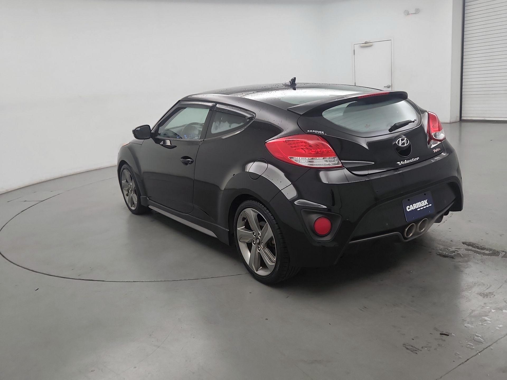 Thumbnail: 2015 Hyundai Veloster - 7