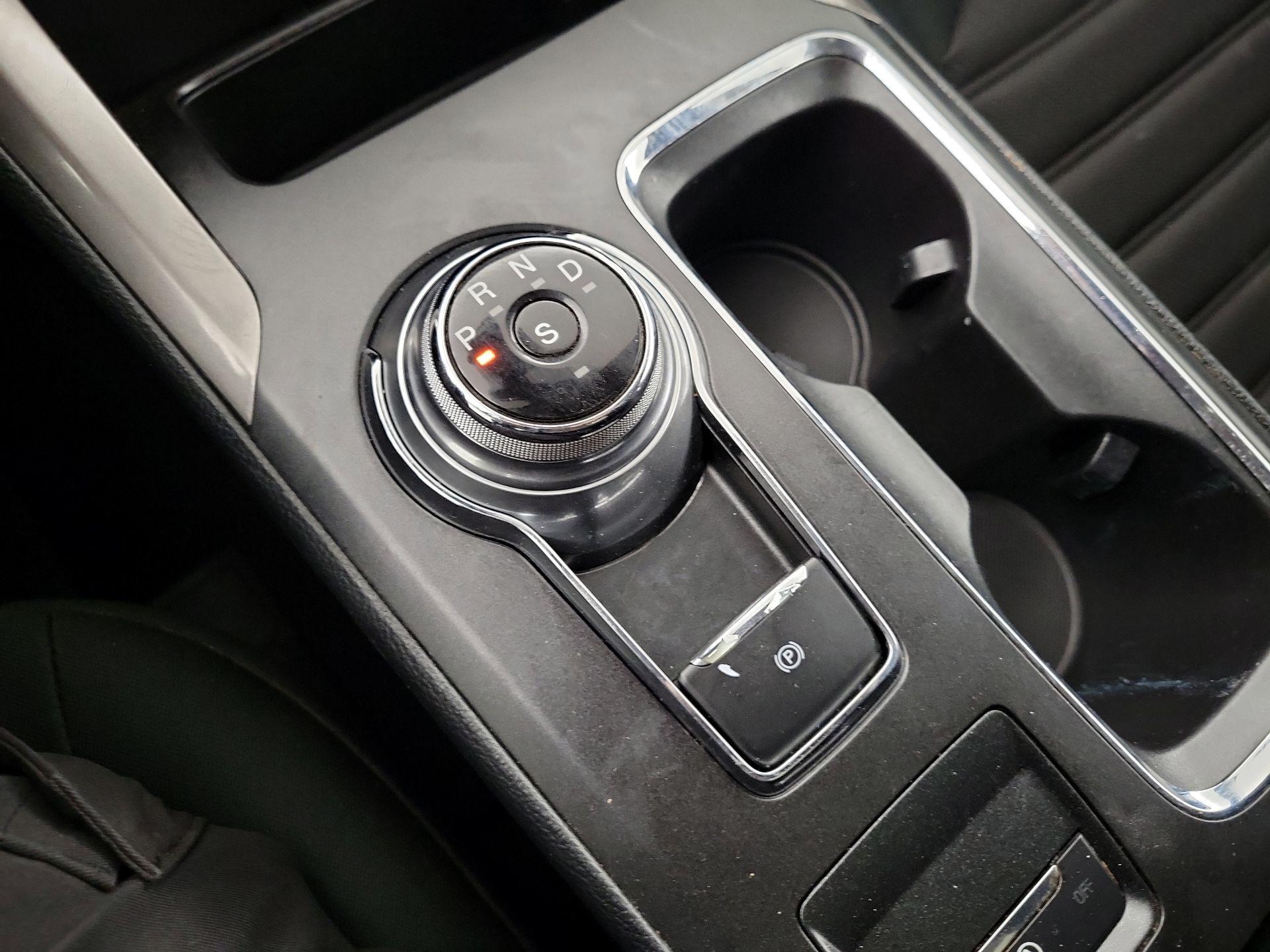 Thumbnail: 2019 Ford Fusion - 16