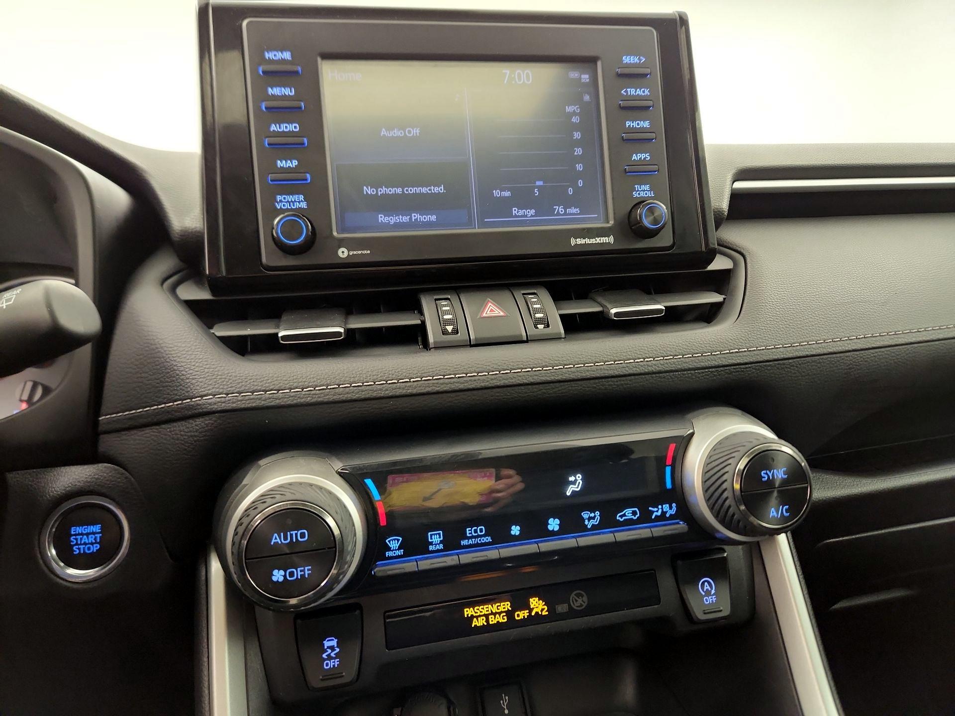 Thumbnail: 2020 Toyota RAV4 - 13