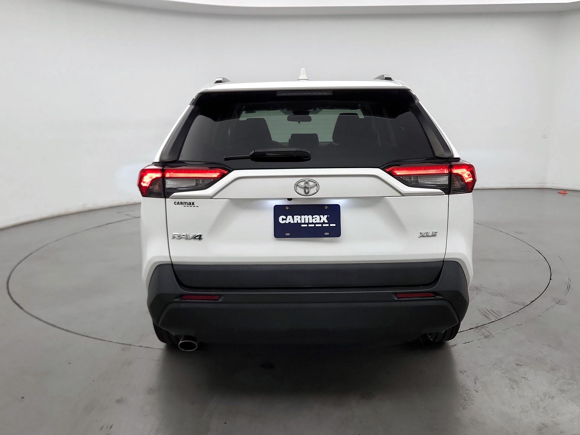 Thumbnail: 2020 Toyota RAV4 - 6