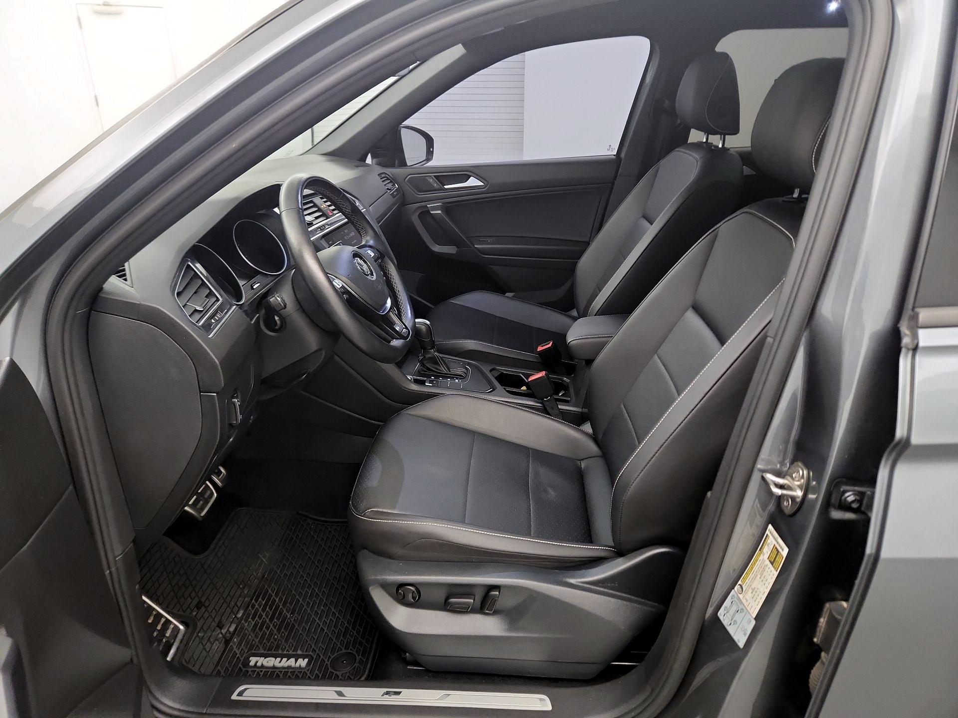 Thumbnail: 2021 Volkswagen Tiguan - 9