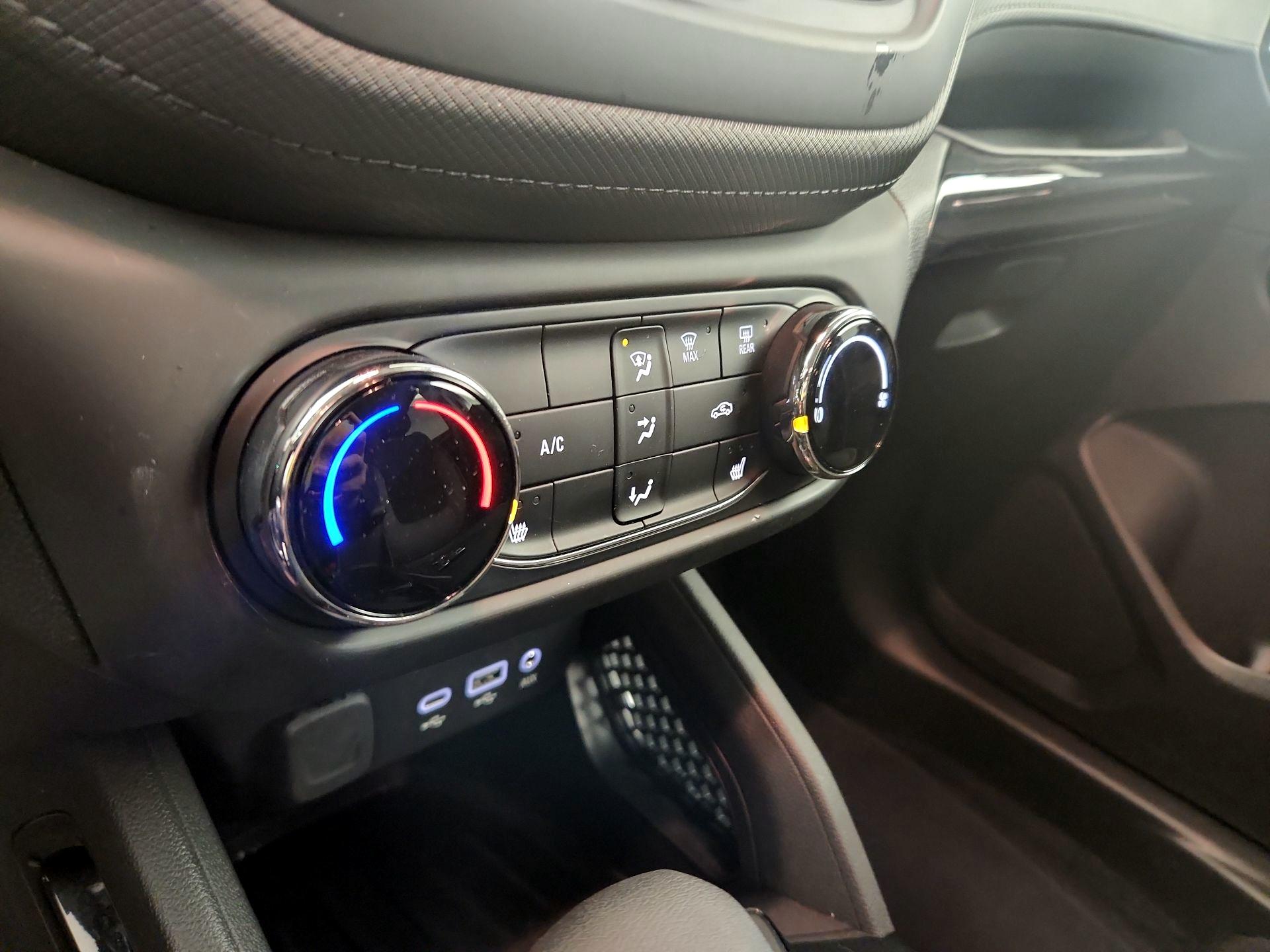 Thumbnail: 2023 Chevrolet TrailBlazer - 14