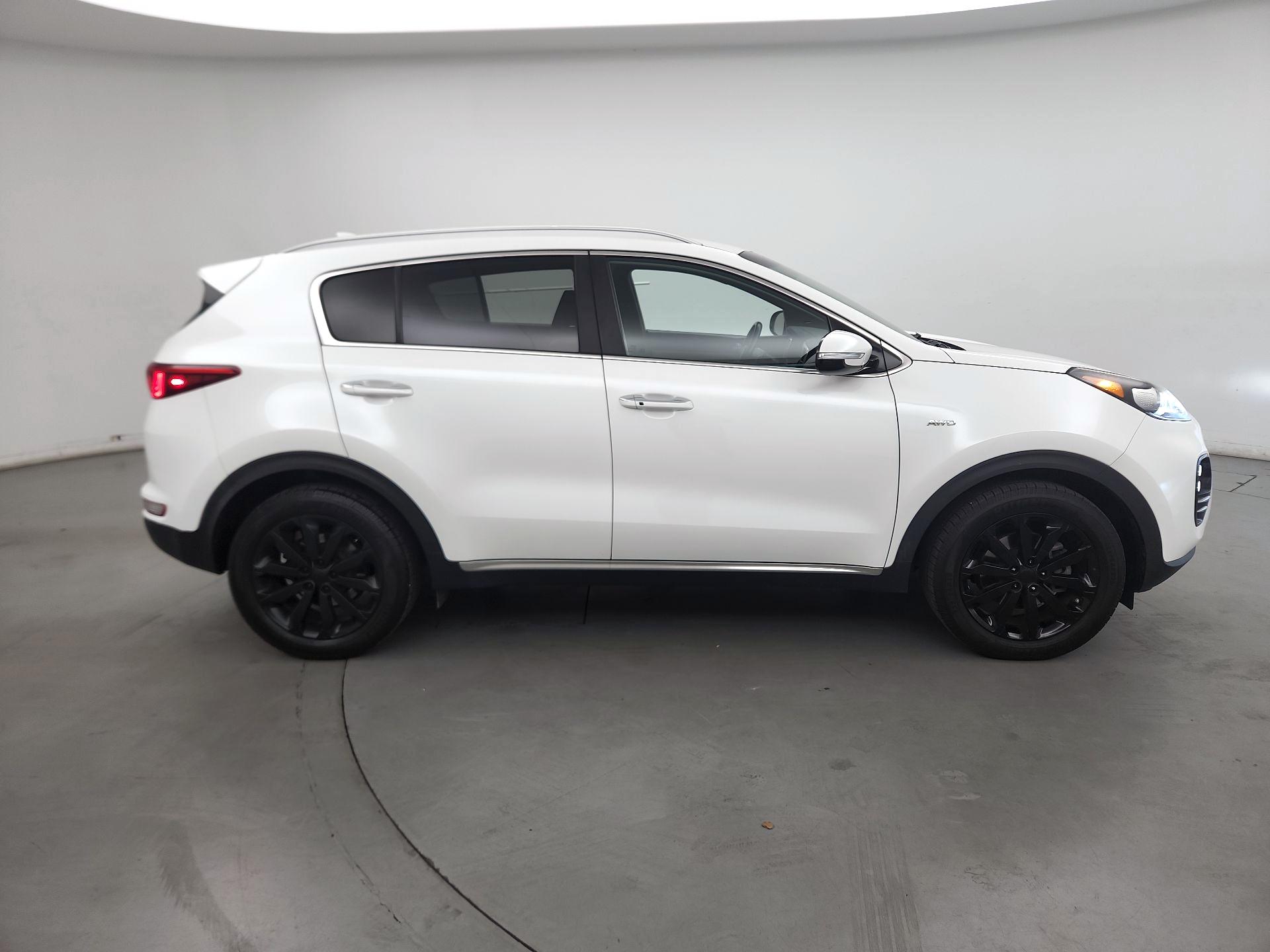 Thumbnail: 2018 Kia Sportage - 4