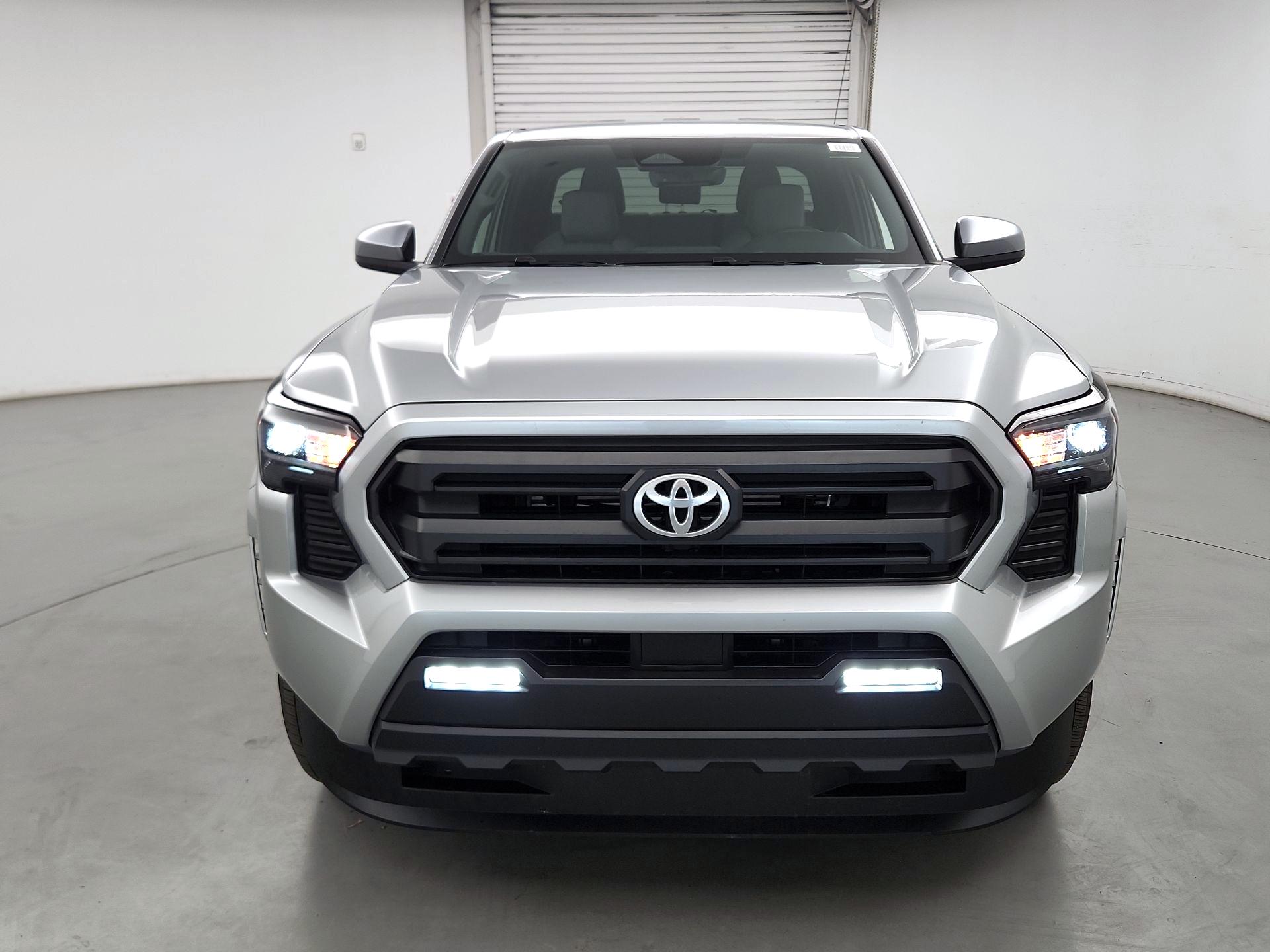 Thumbnail: 2025 Toyota Tacoma - 2