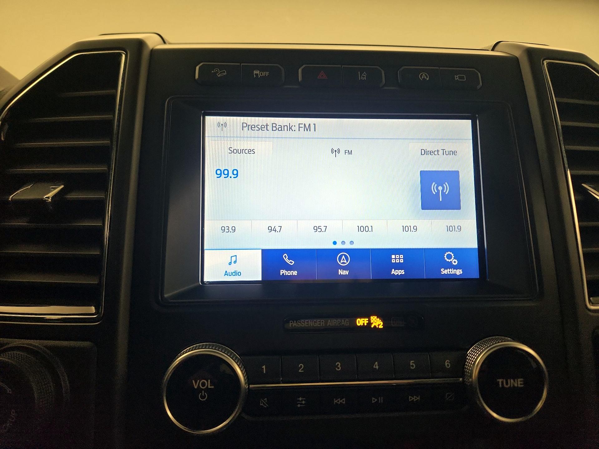 Thumbnail: 2021 Ford Expedition - 14