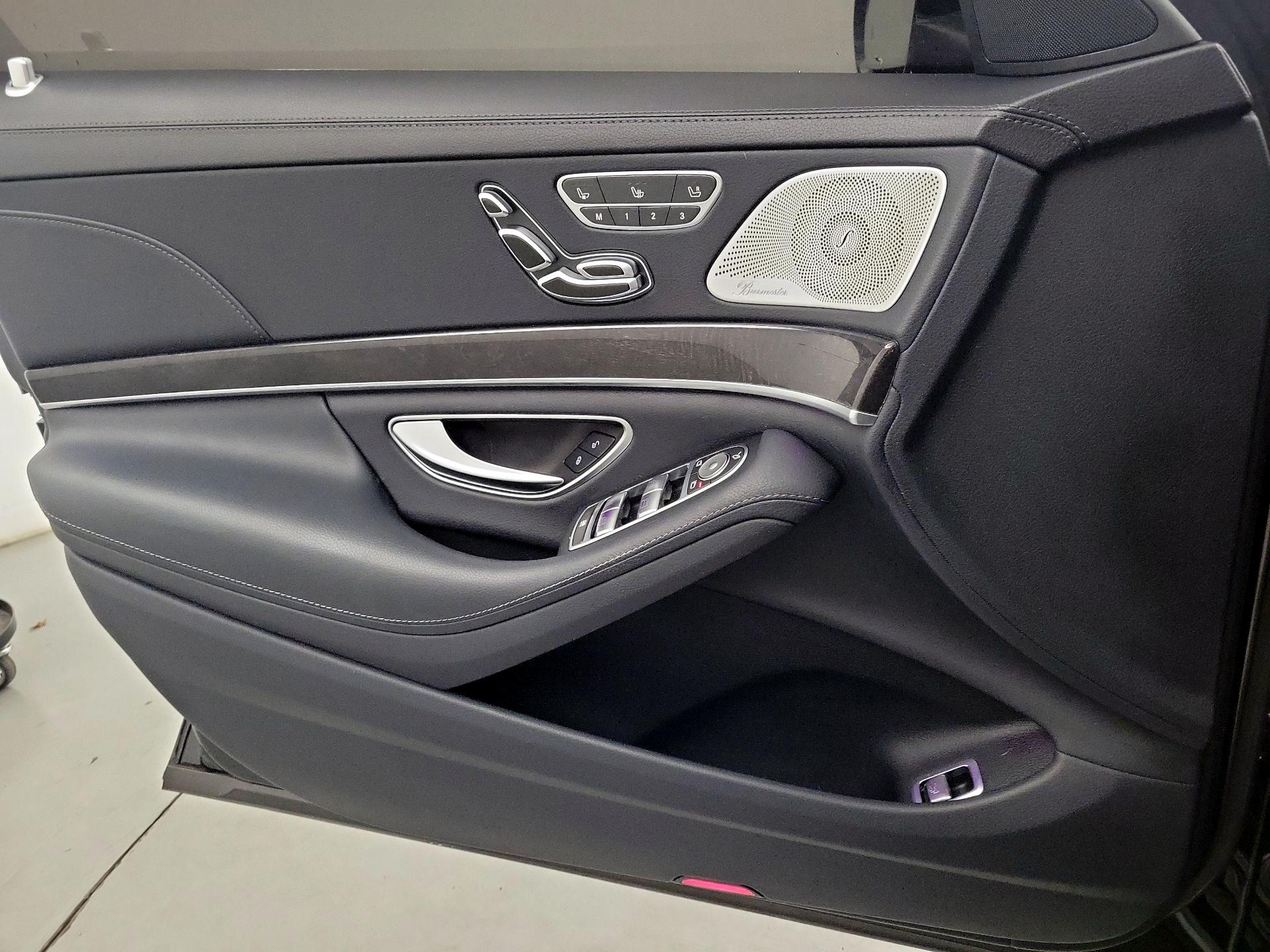 Thumbnail: 2019 Mercedes-Benz S-Class - 10