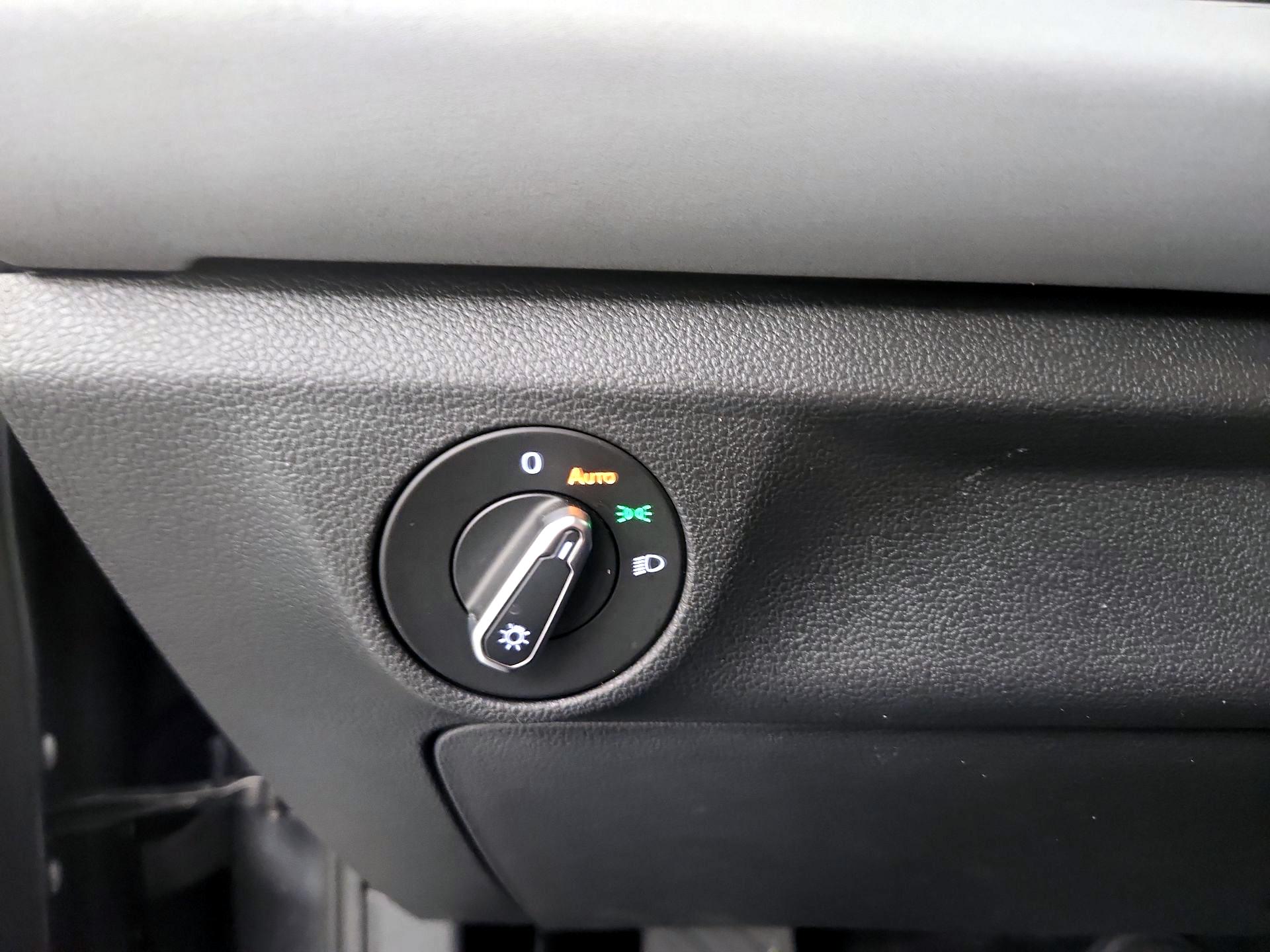 Thumbnail: 2025 Volkswagen Jetta - 11