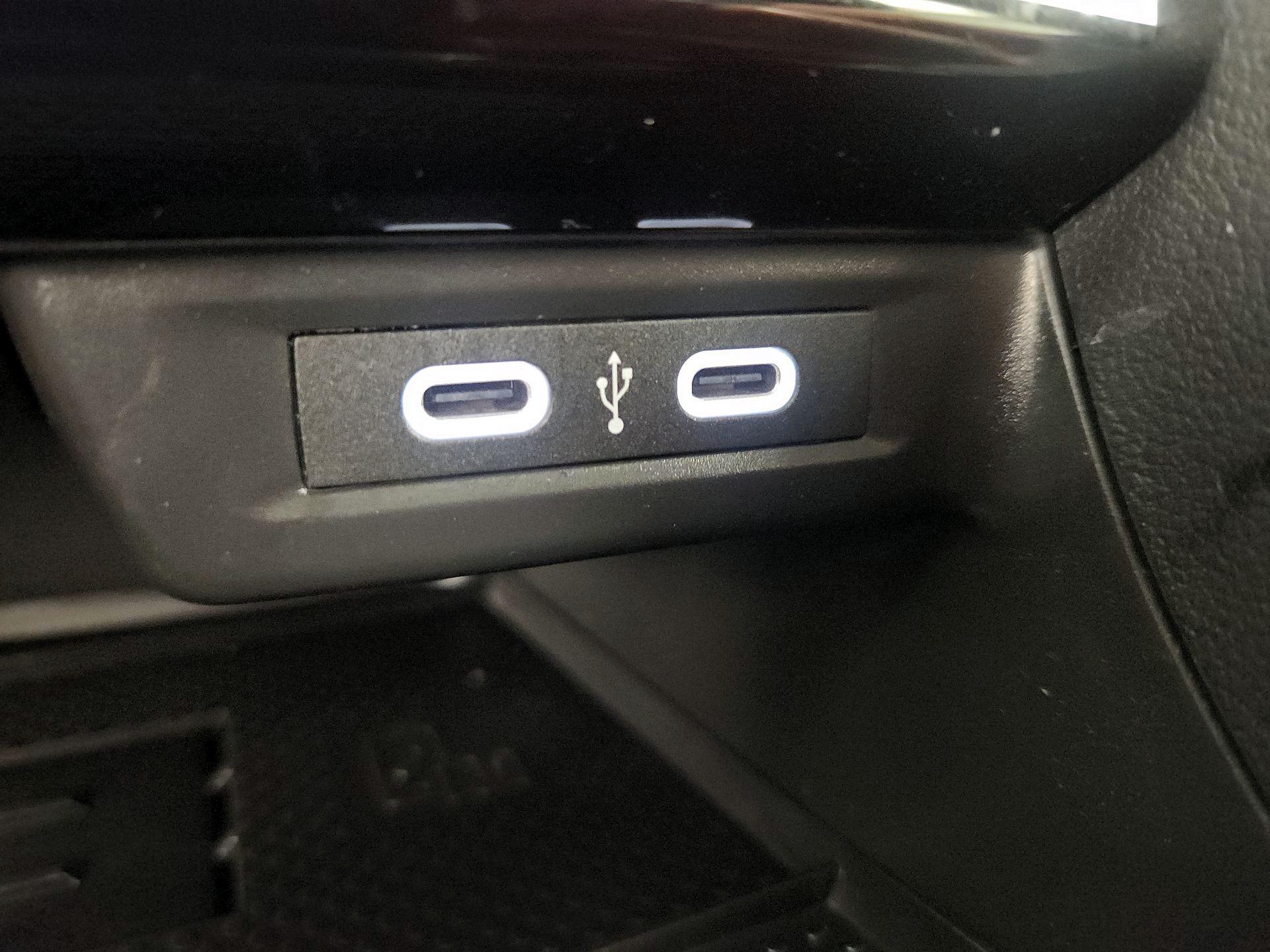 Thumbnail: 2025 Volkswagen Jetta - 16