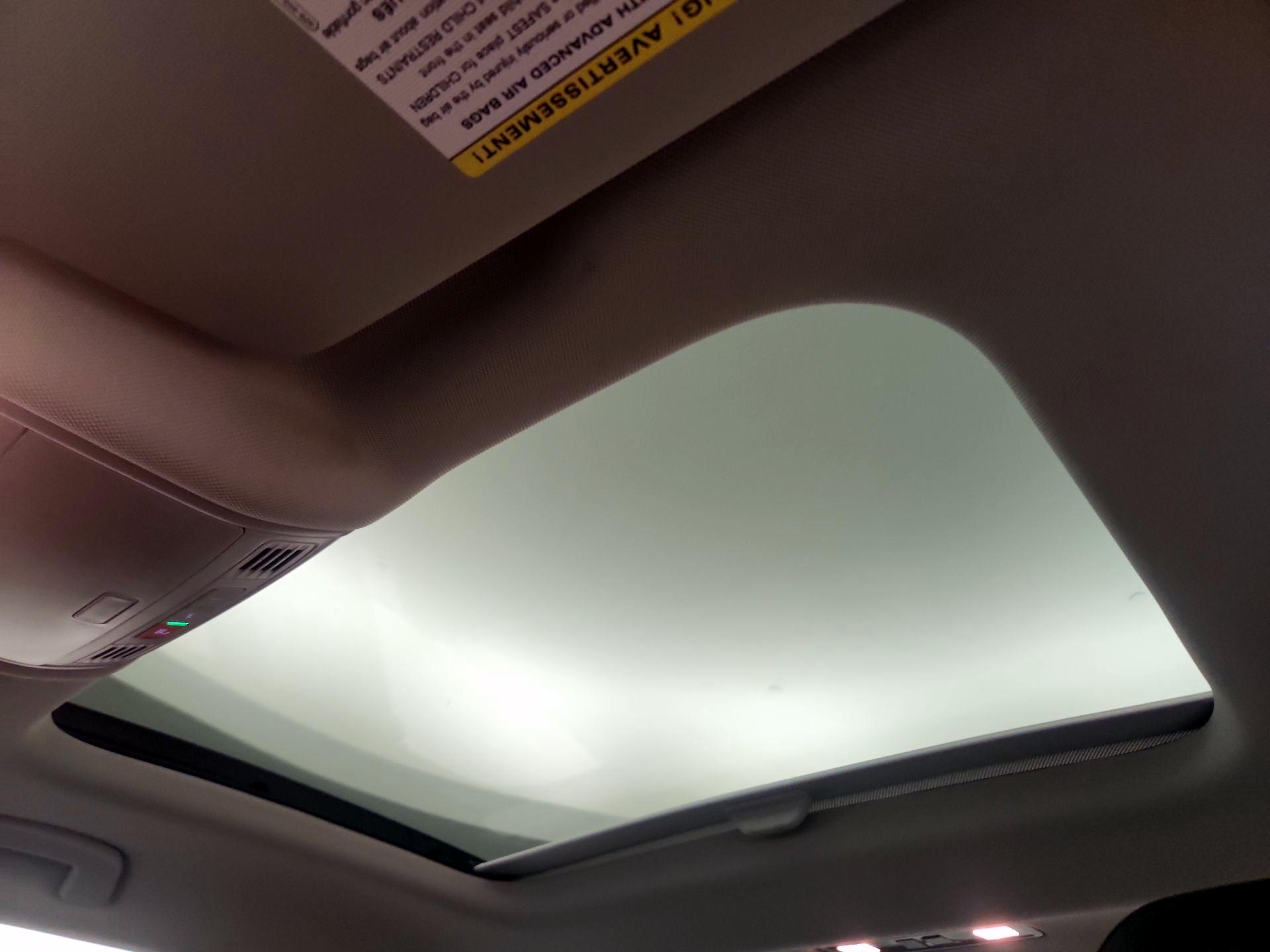 Thumbnail: 2025 Volkswagen Jetta - 17