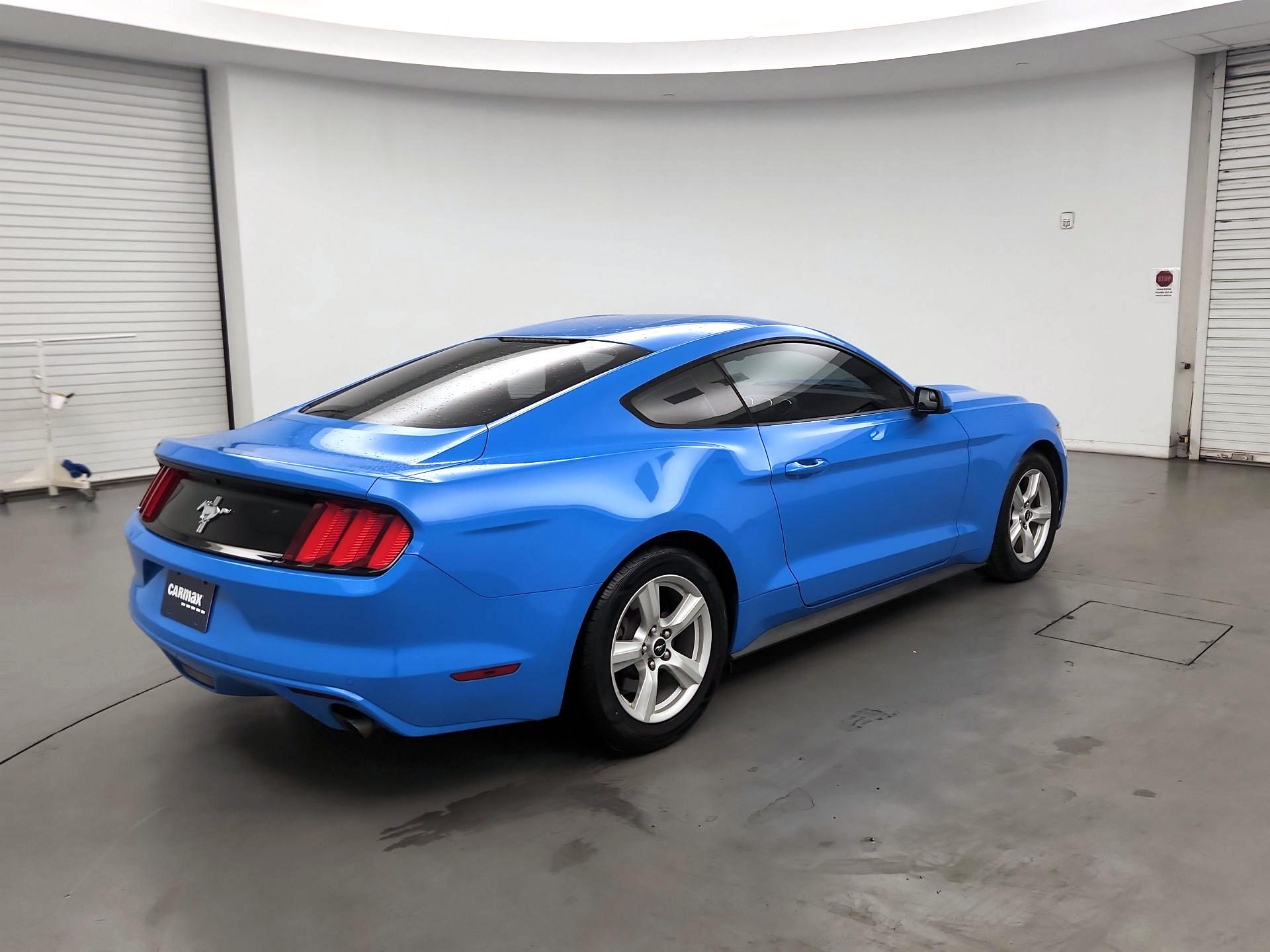 Thumbnail: 2017 Ford Mustang - 5