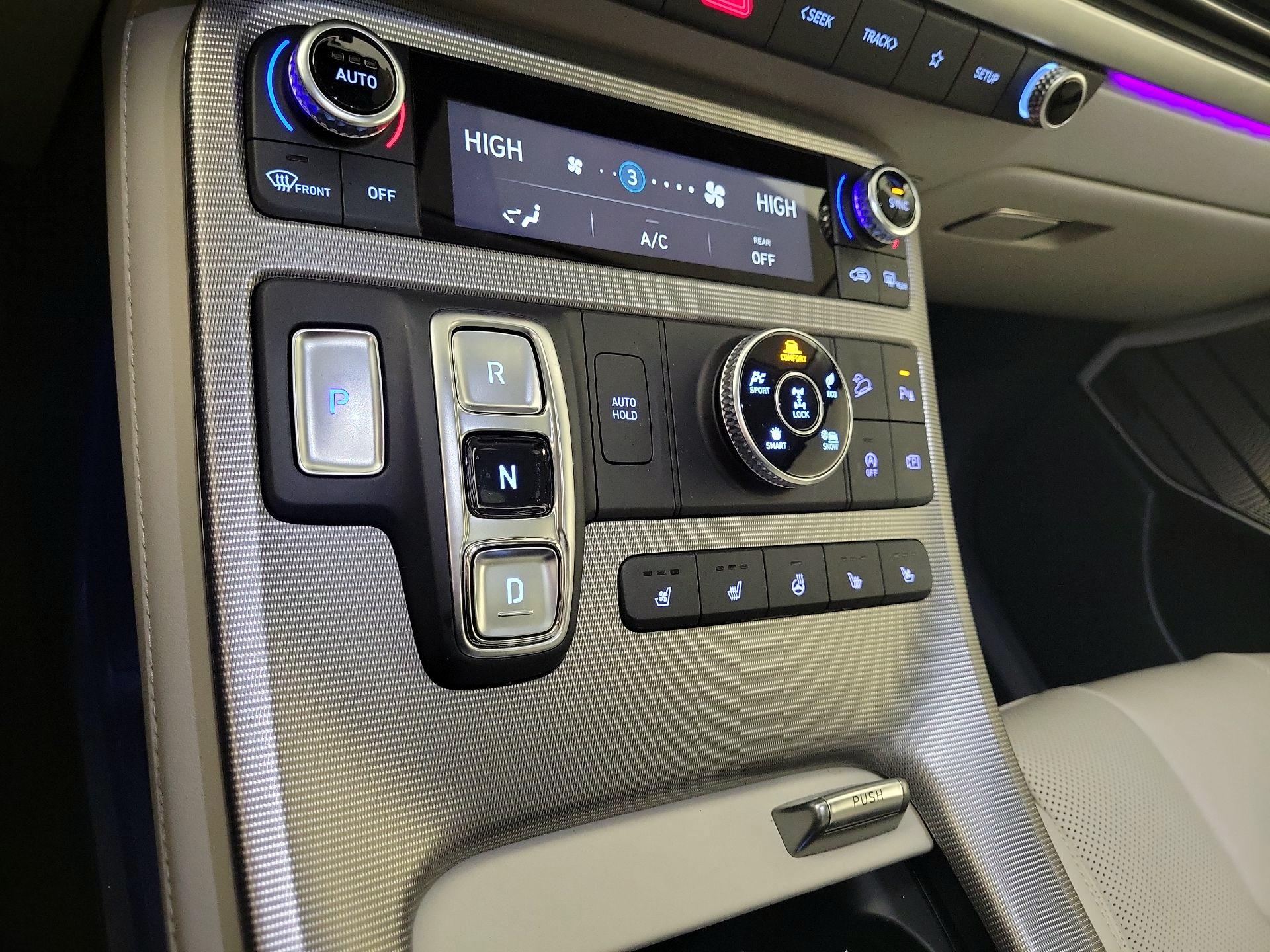 Thumbnail: 2025 Hyundai Palisade - 16