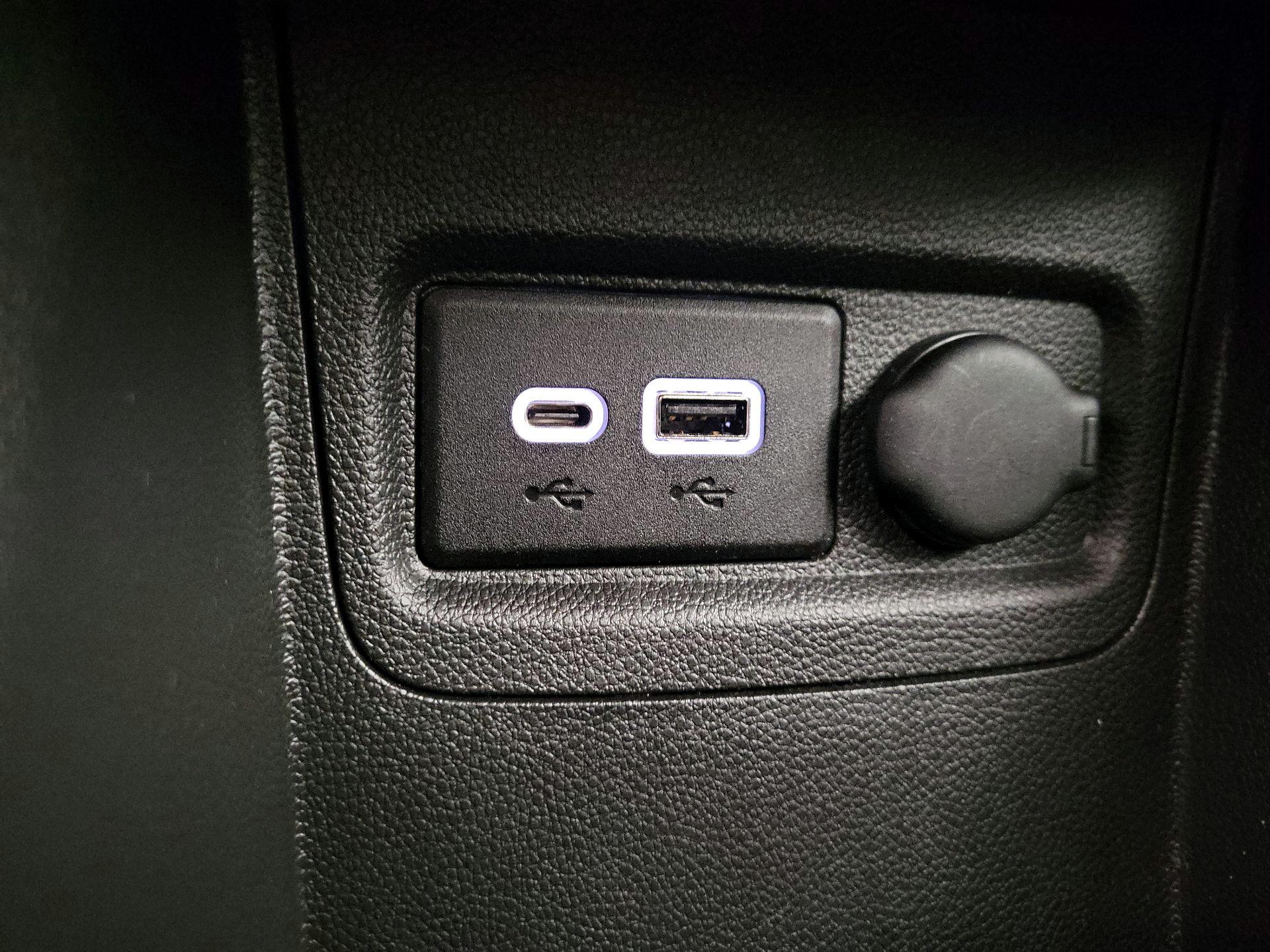 Thumbnail: 2019 Chevrolet Spark - 16