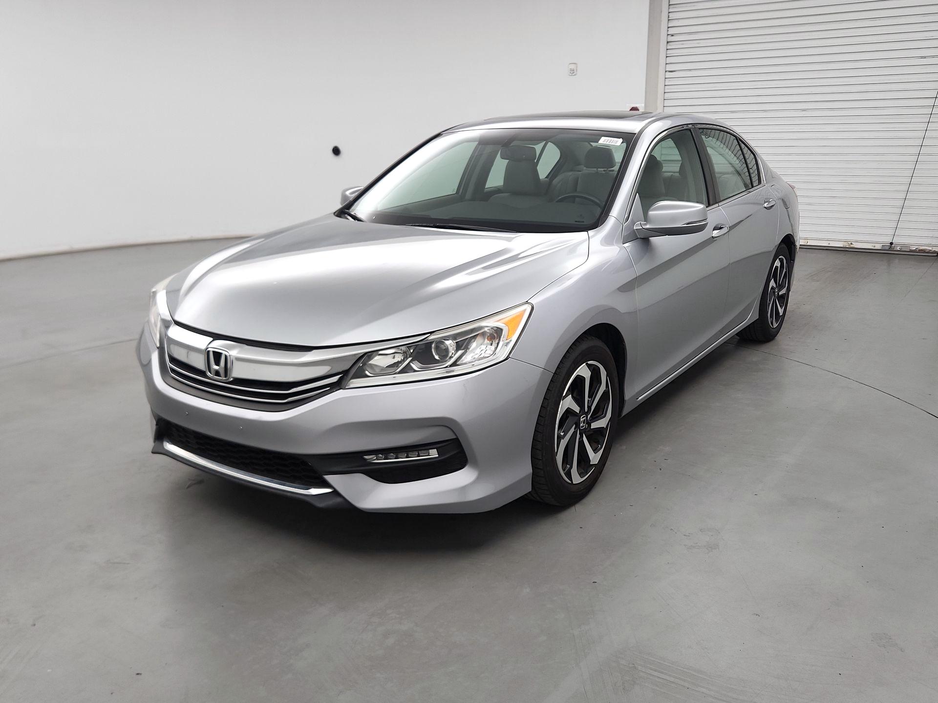 Thumbnail: 2017 Honda Accord - 3