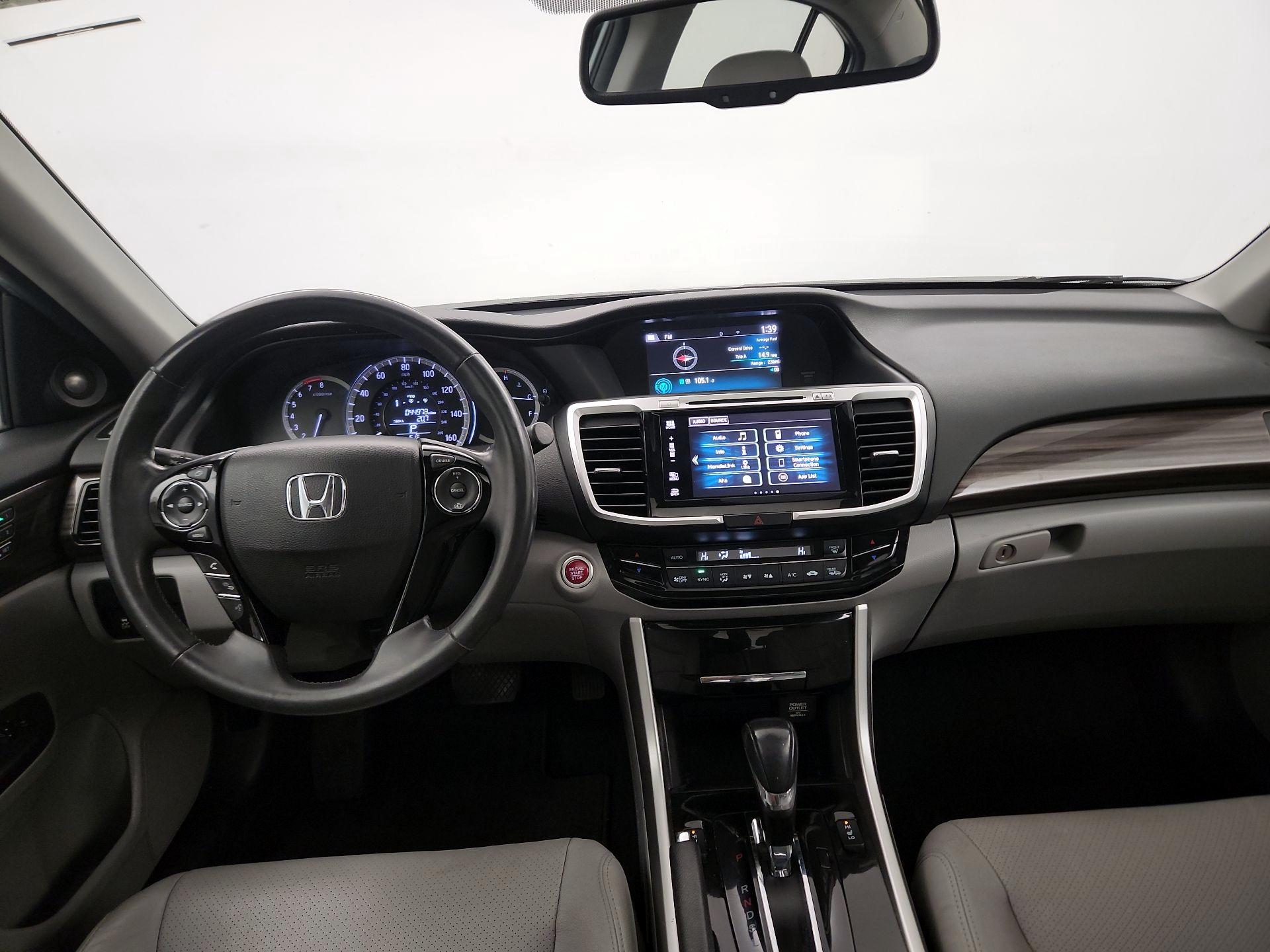 Thumbnail: 2017 Honda Accord - 8