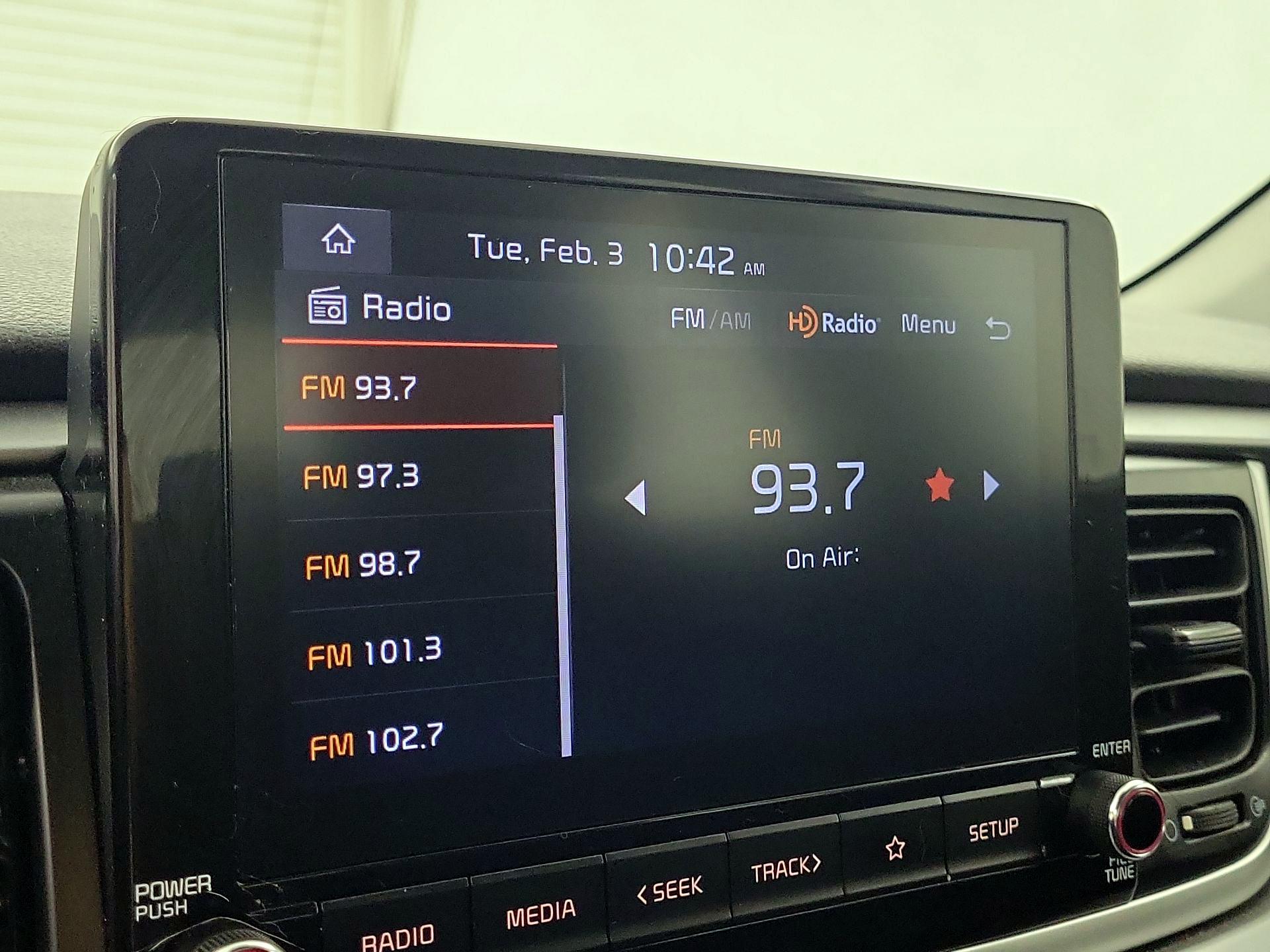 Thumbnail: 2022 Kia Rio - 13