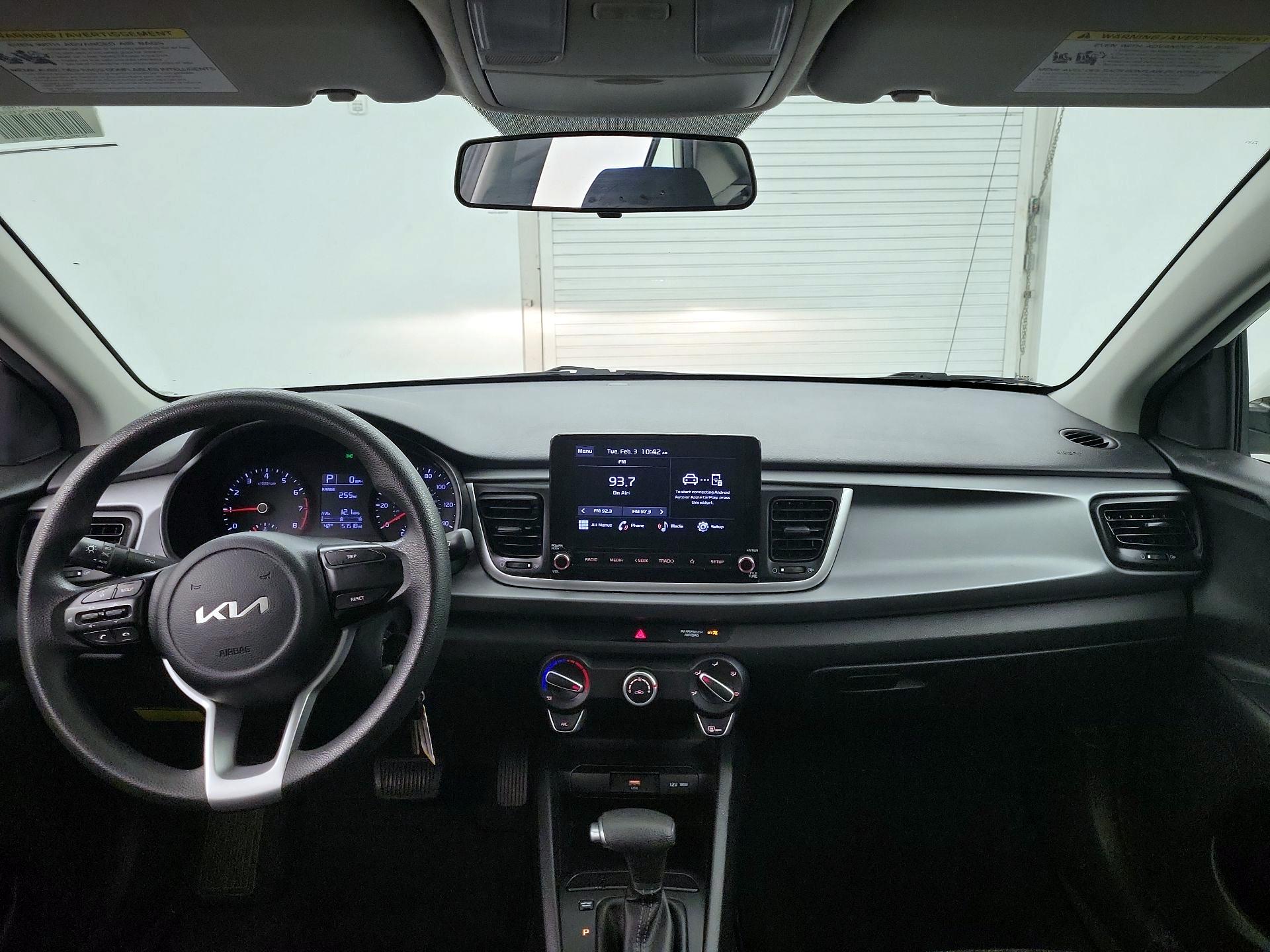 Thumbnail: 2022 Kia Rio - 8