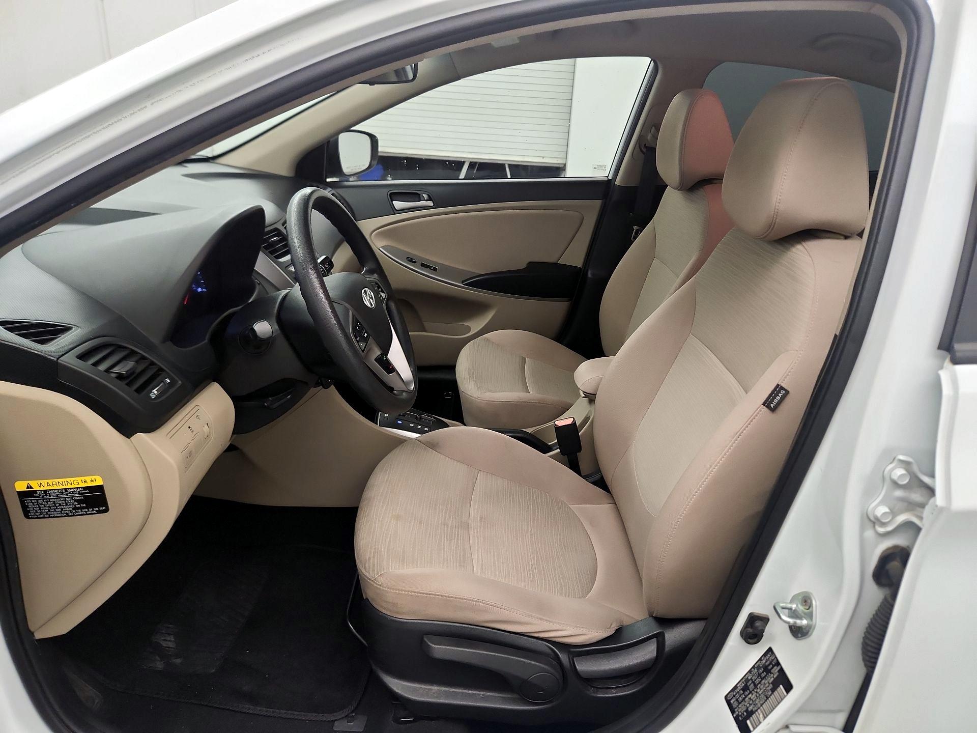 Thumbnail: 2016 Hyundai Accent - 9