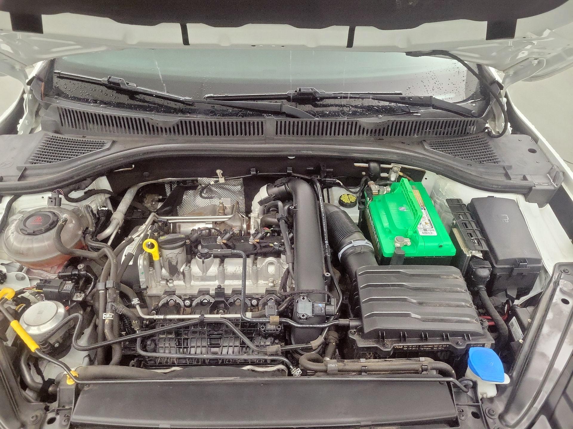 Thumbnail: 2019 Volkswagen Jetta - 20