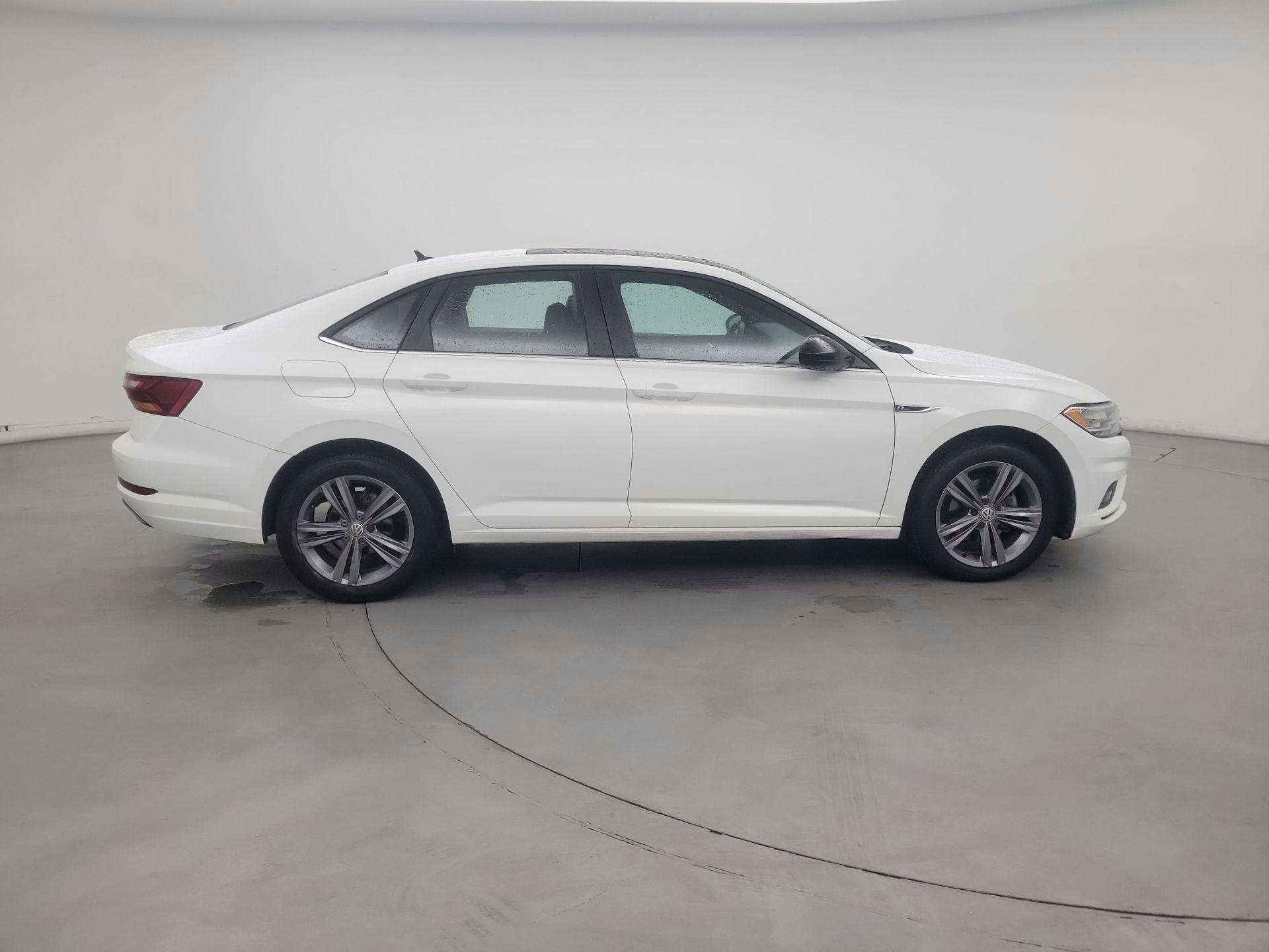 Thumbnail: 2019 Volkswagen Jetta - 4