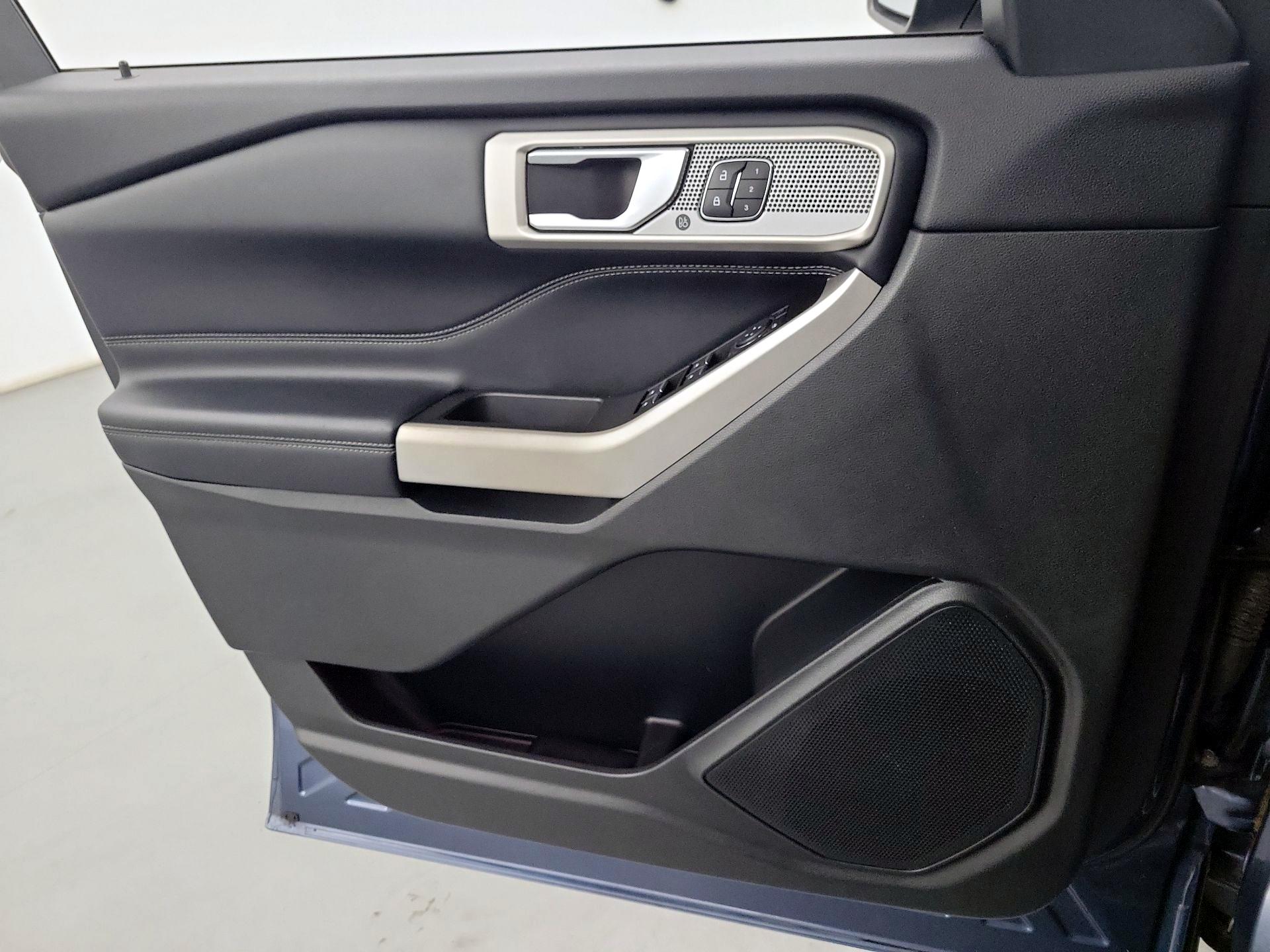 Thumbnail: 2020 Ford Explorer - 10