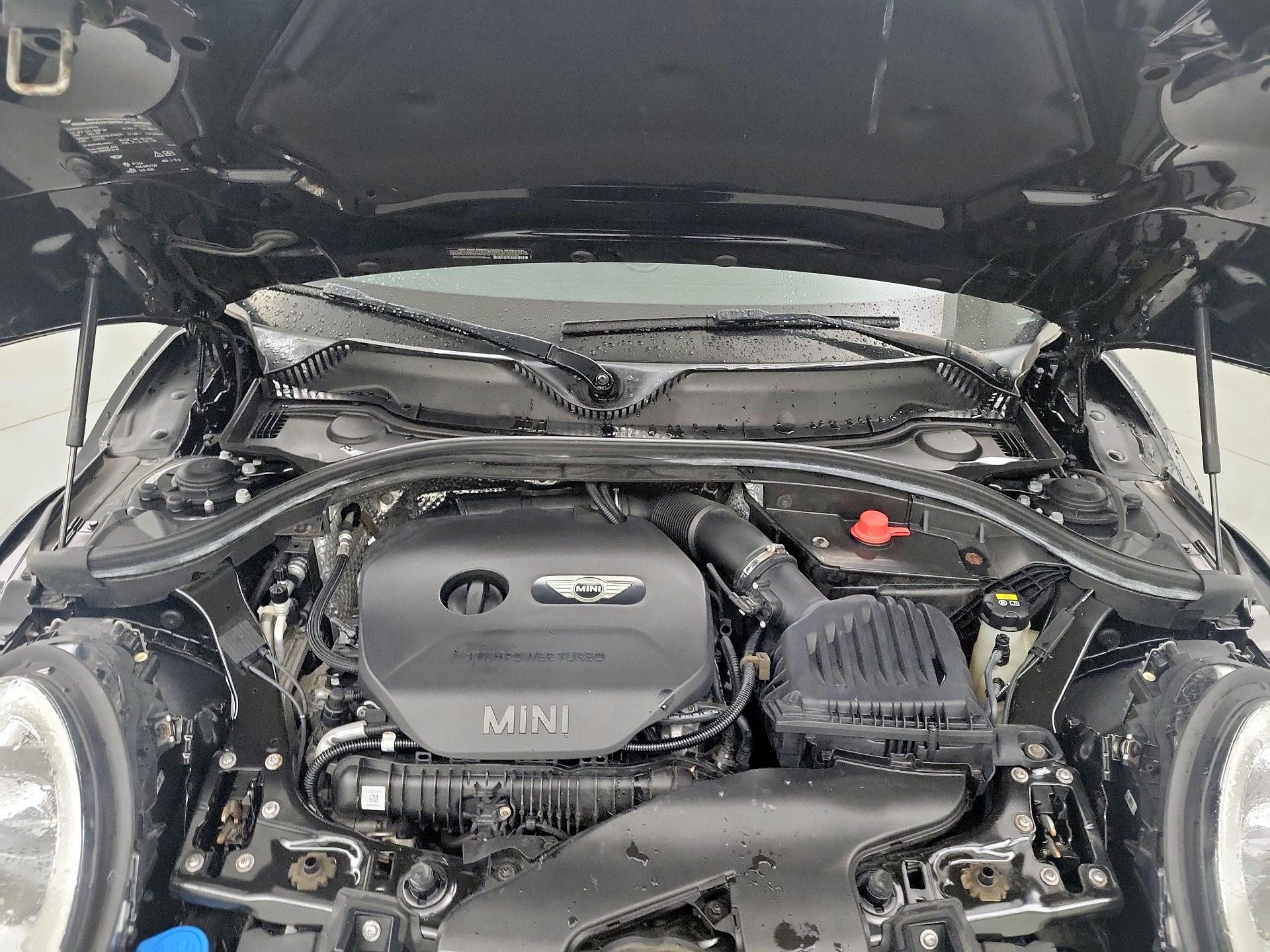 Thumbnail: 2016 MINI Cooper Clubman - 20