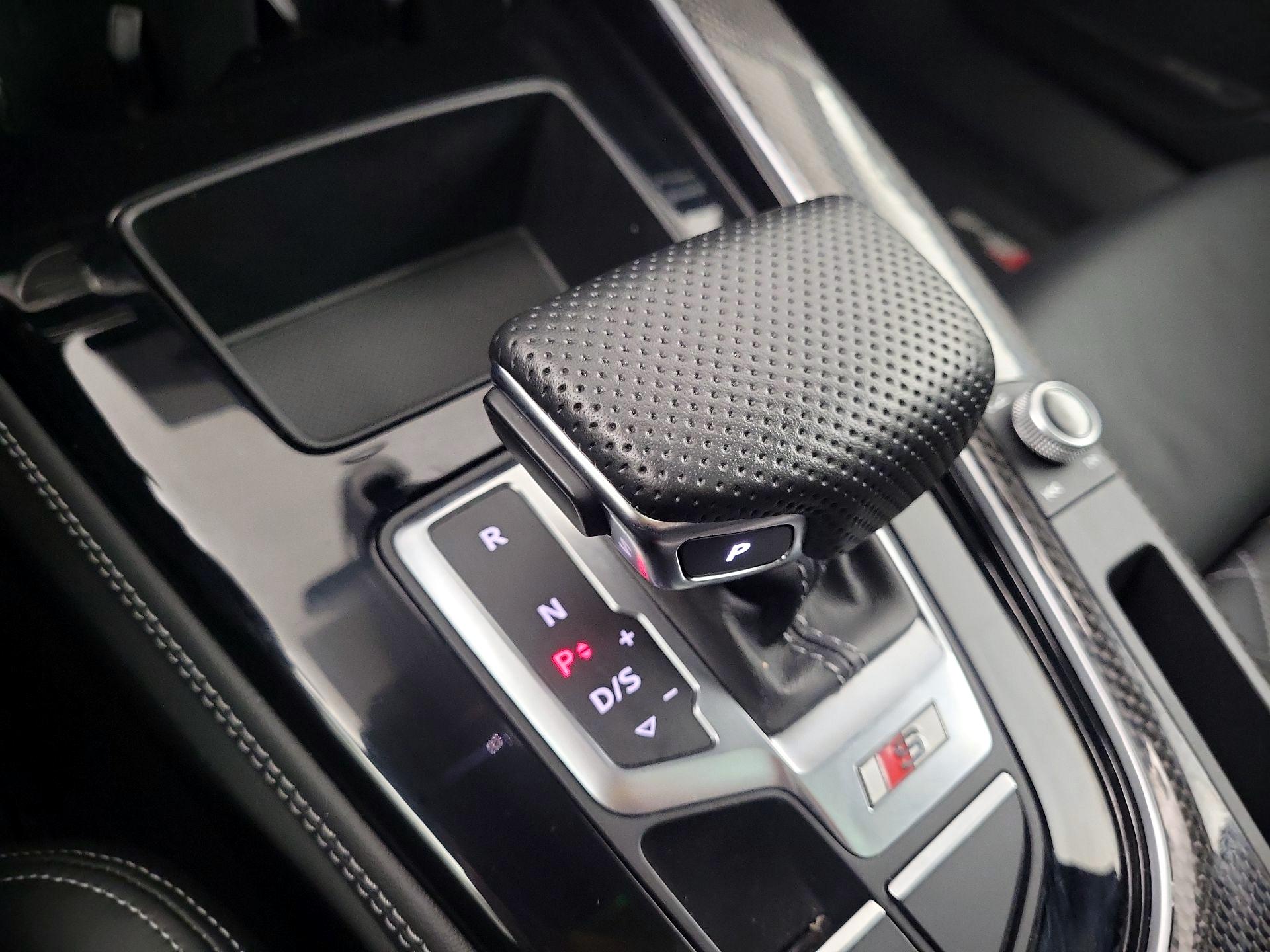 Thumbnail: 2023 Audi S4 - 16