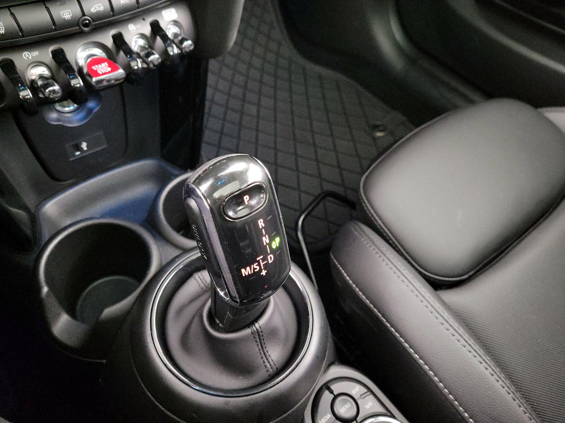 Thumbnail: 2022 MINI Cooper Hardtop - 16