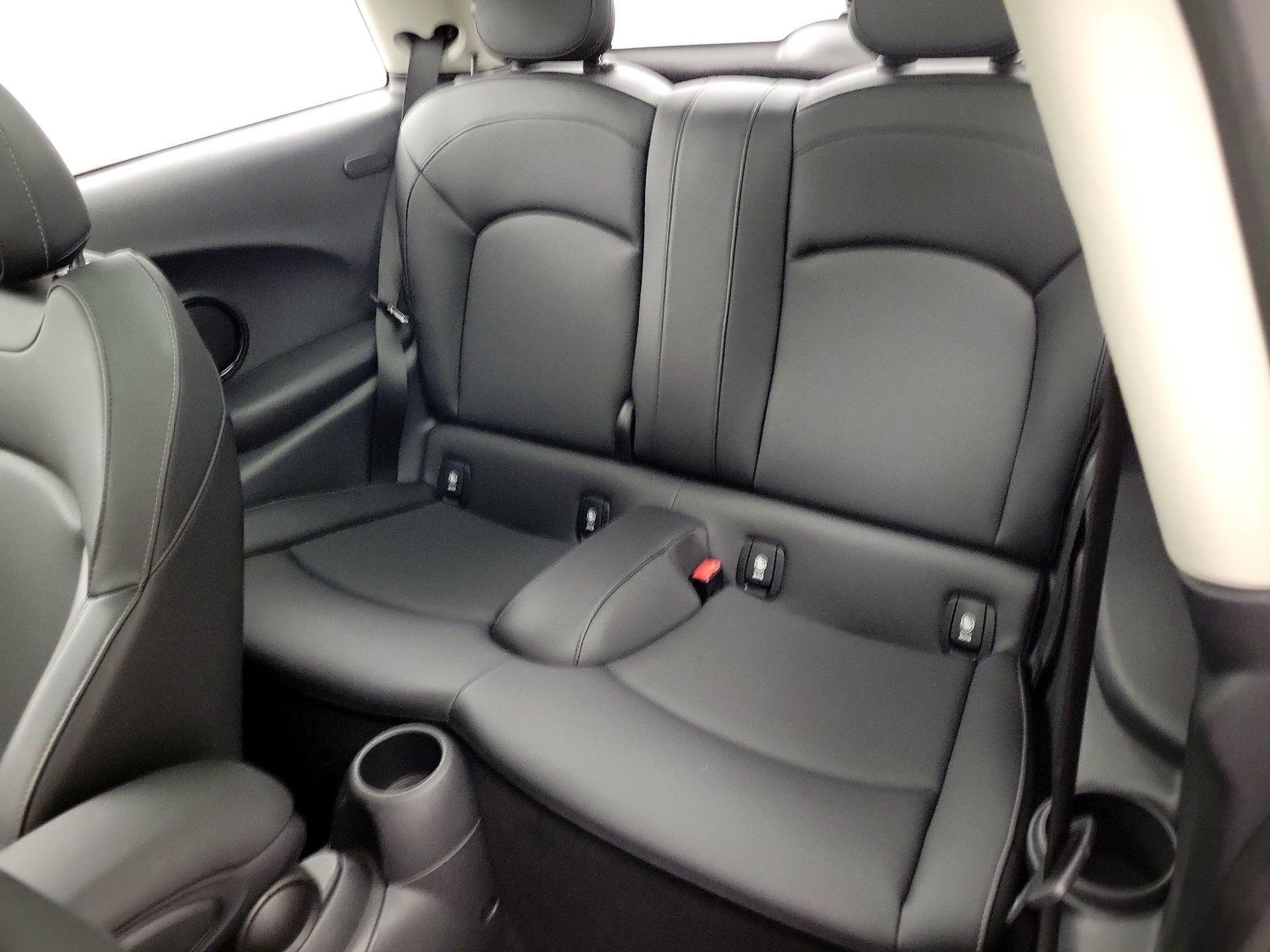 Thumbnail: 2022 MINI Cooper Hardtop - 19