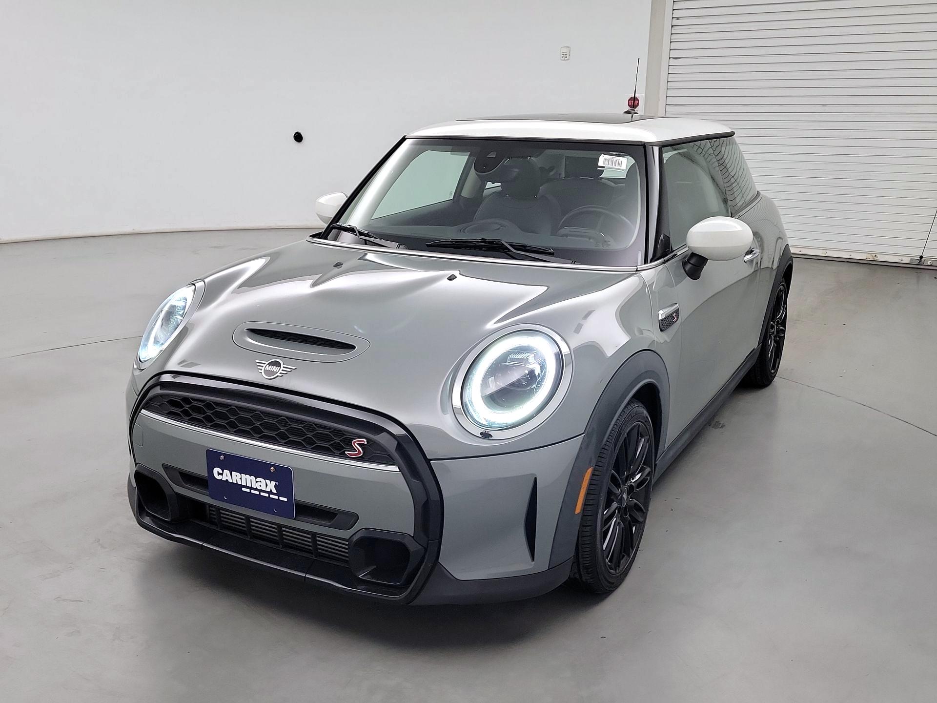 Thumbnail: 2022 MINI Cooper Hardtop - 3