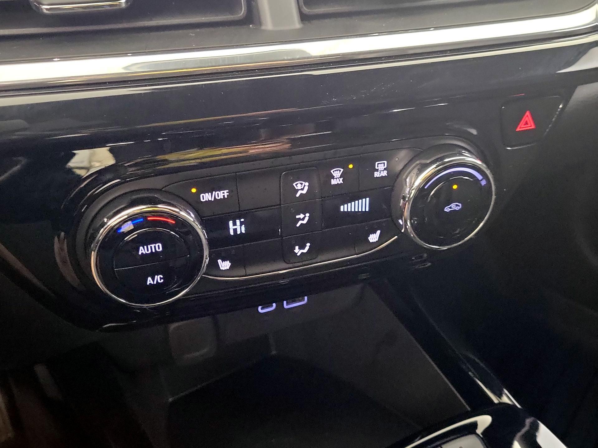 Thumbnail: 2025 Chevrolet Trax - 14