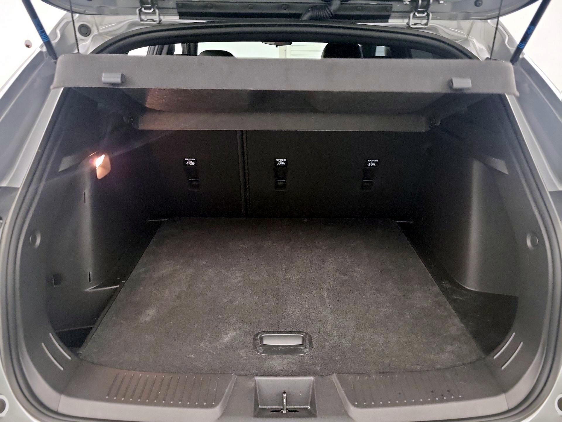 Thumbnail: 2025 Chevrolet Trax - 18