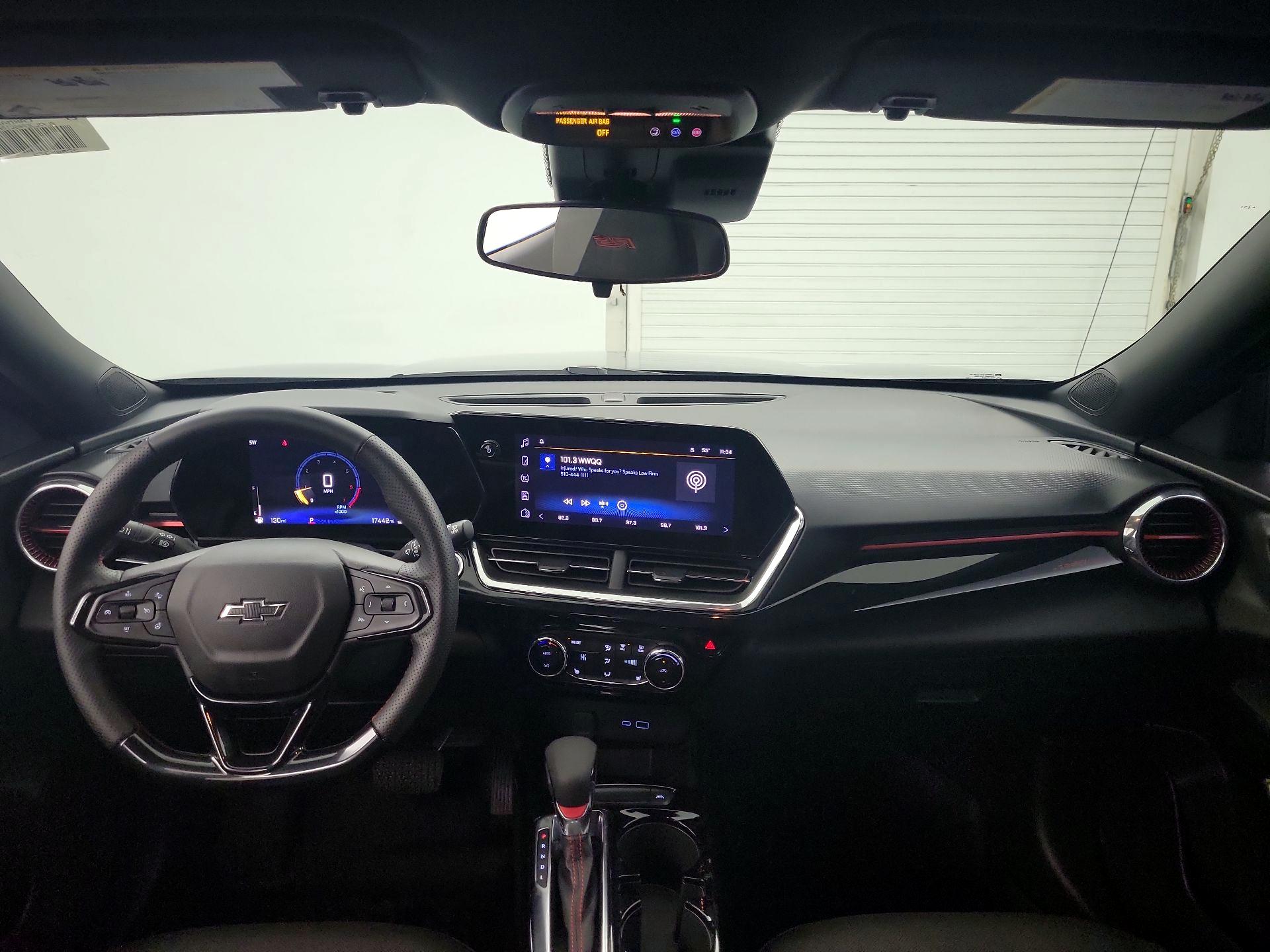 Thumbnail: 2025 Chevrolet Trax - 8