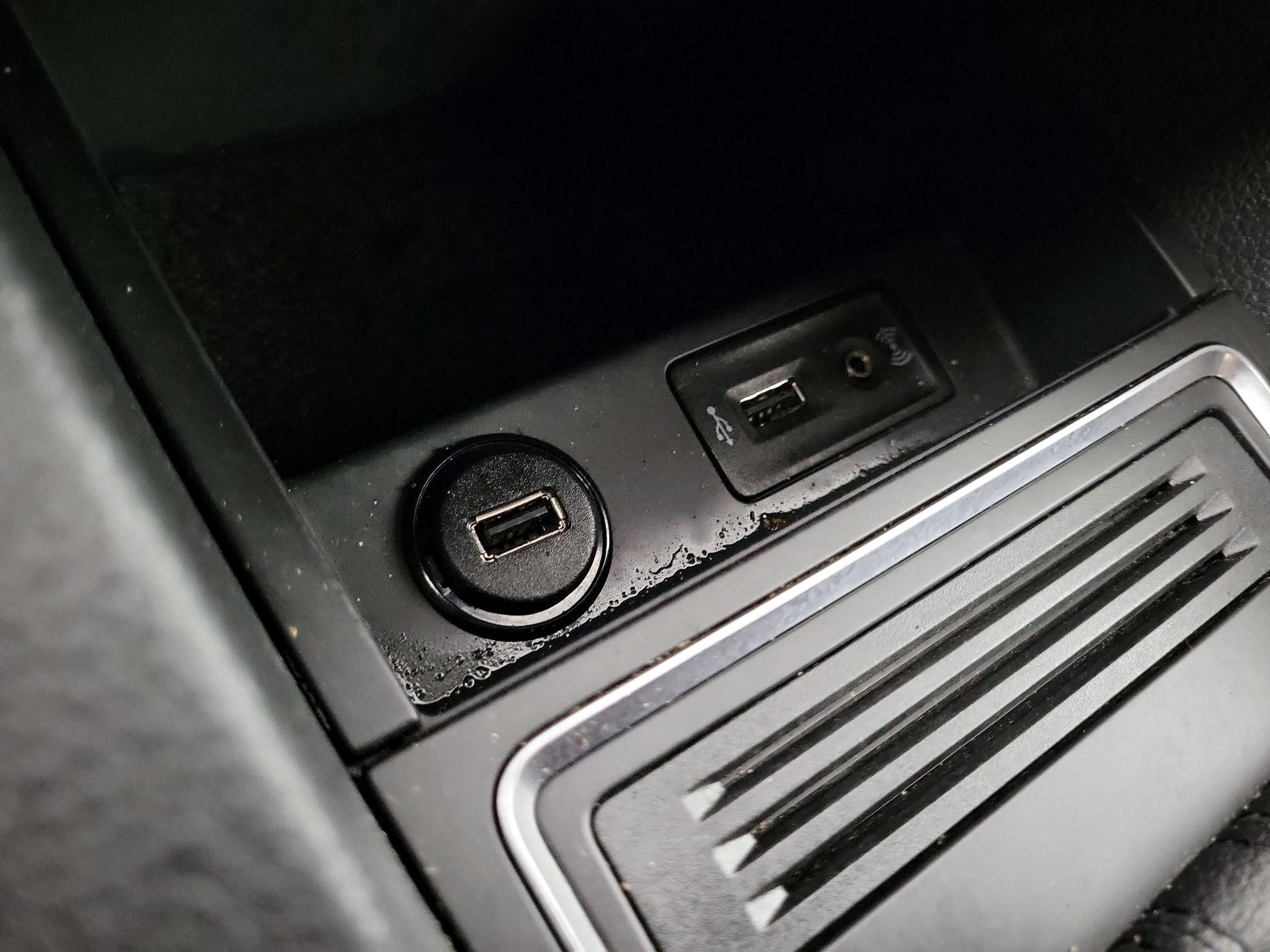 Thumbnail: 2016 Volkswagen Jetta - 18