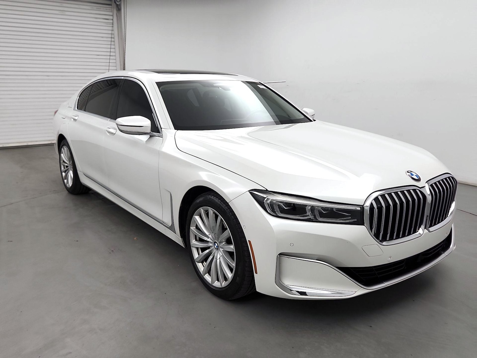 2021 BMW 7 Series 740i