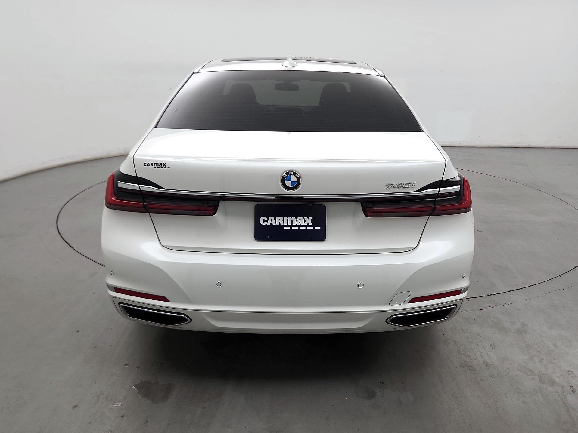 Thumbnail: 2021 BMW 7 Series - 6