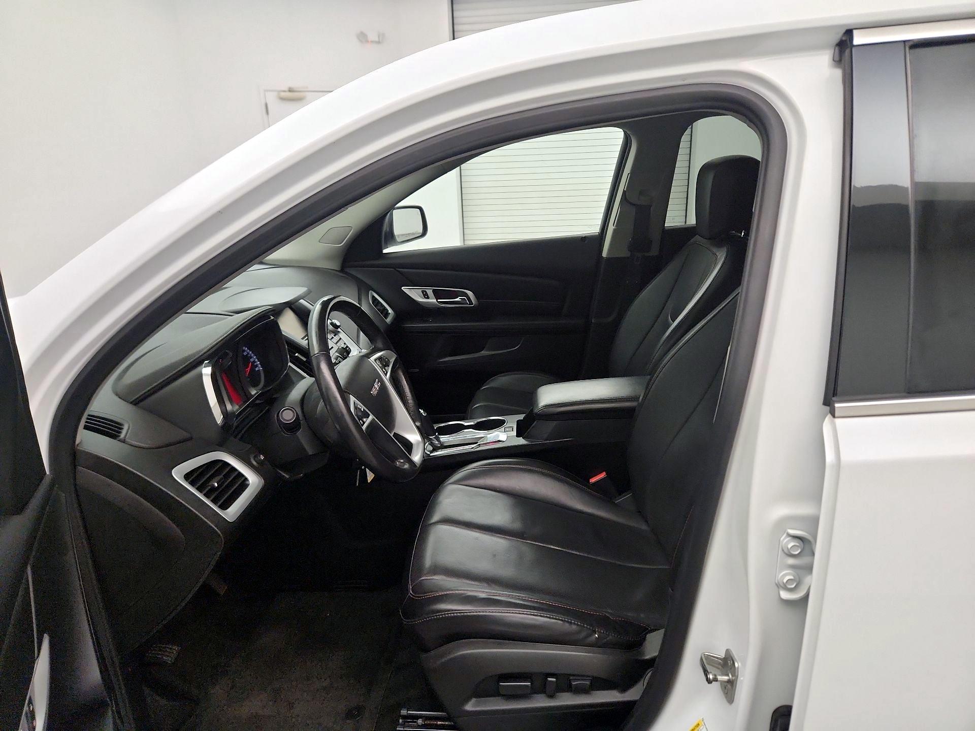 Thumbnail: 2017 GMC Terrain - 11