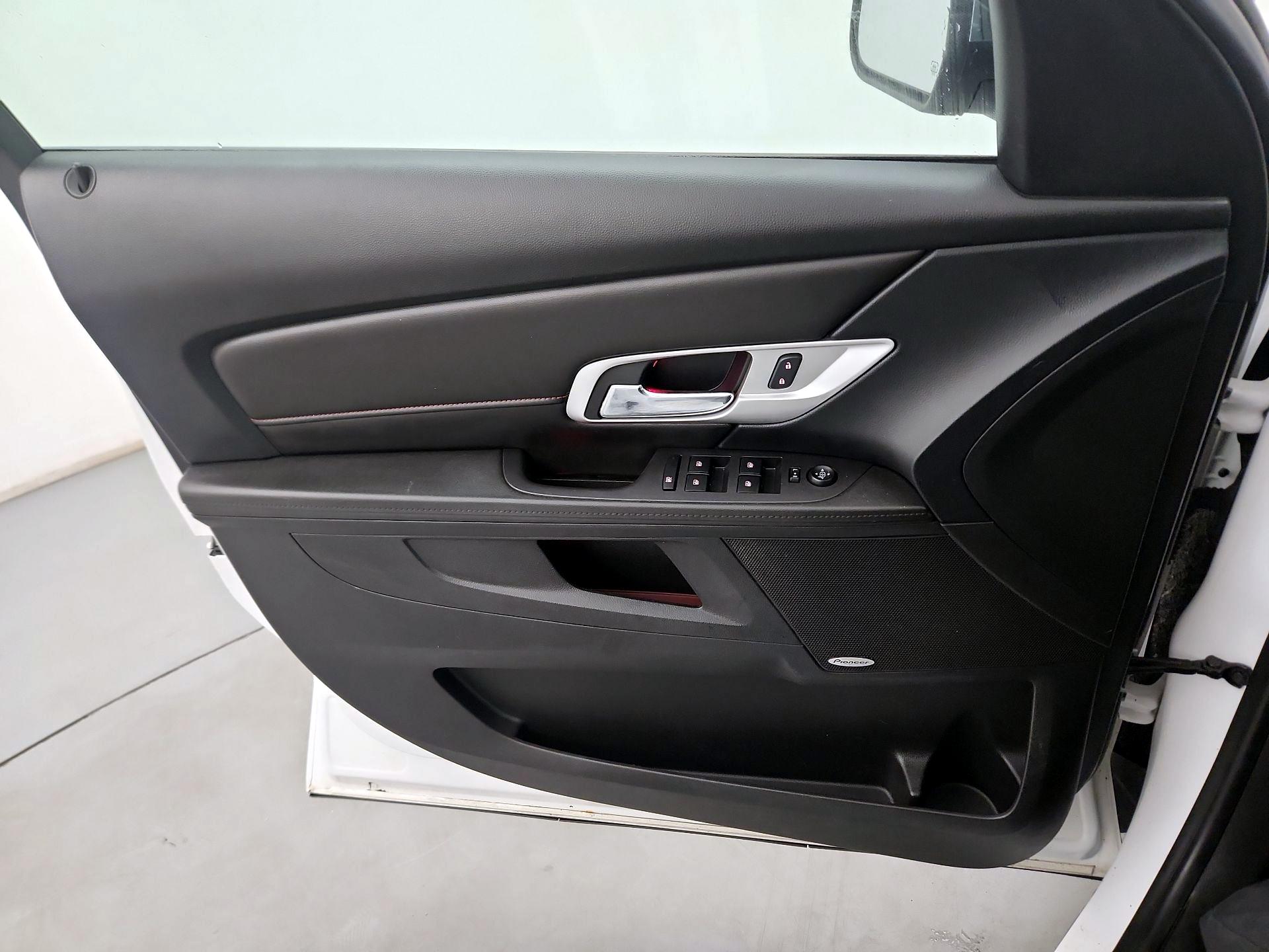 Thumbnail: 2017 GMC Terrain - 12