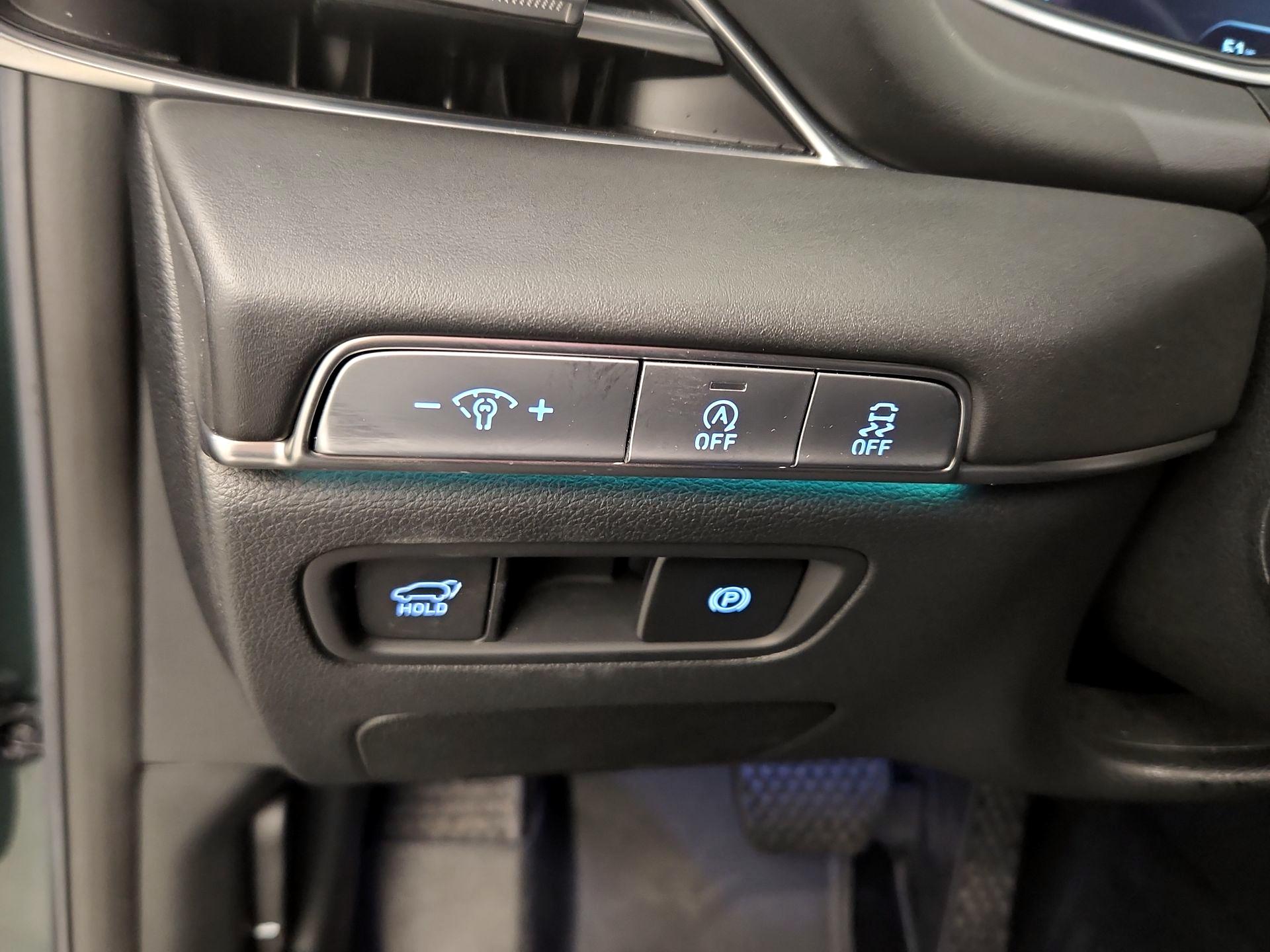 Thumbnail: 2022 Genesis GV80 - 11