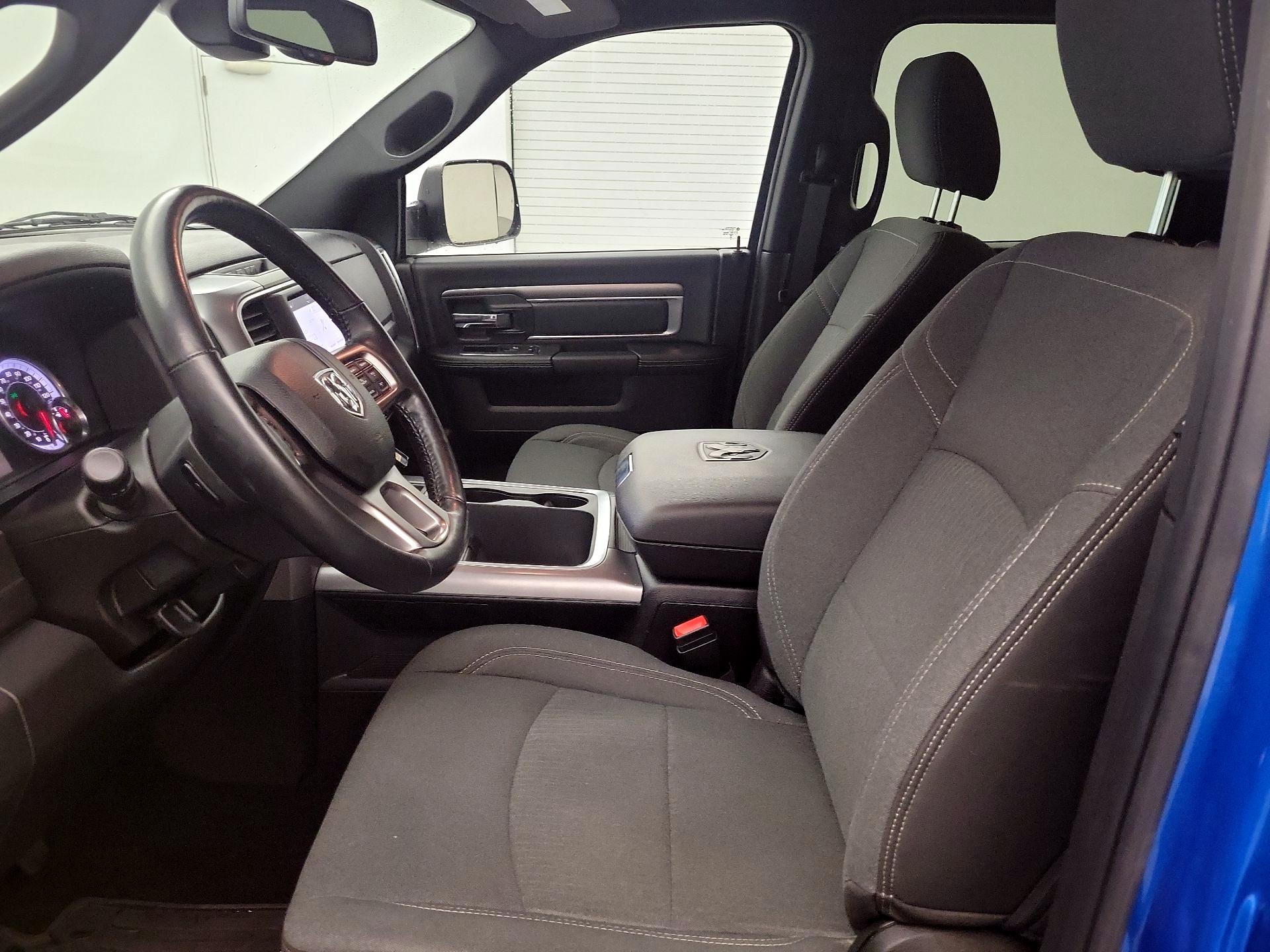 Thumbnail: 2024 RAM 1500 Classic - 11