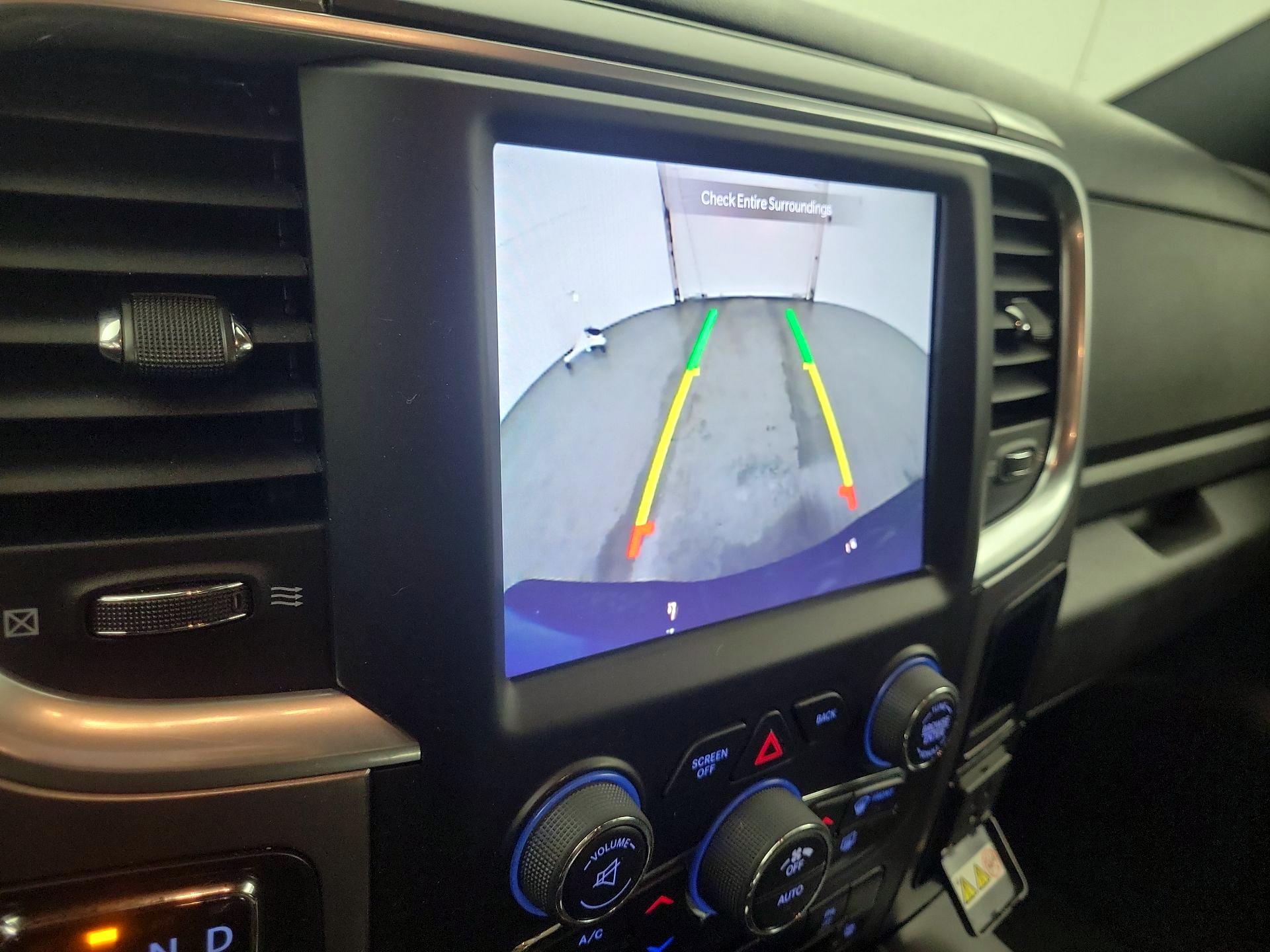 Thumbnail: 2024 RAM 1500 Classic - 14