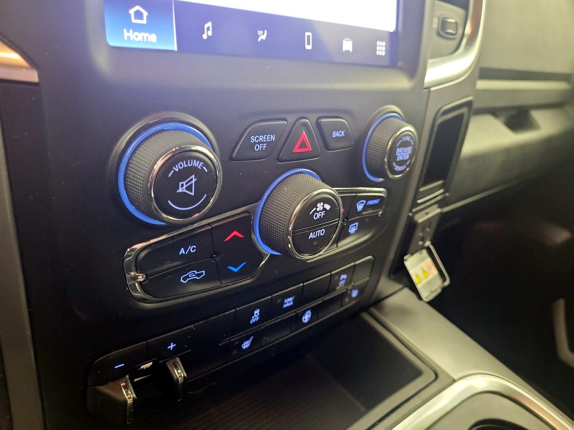 Thumbnail: 2024 RAM 1500 Classic - 16