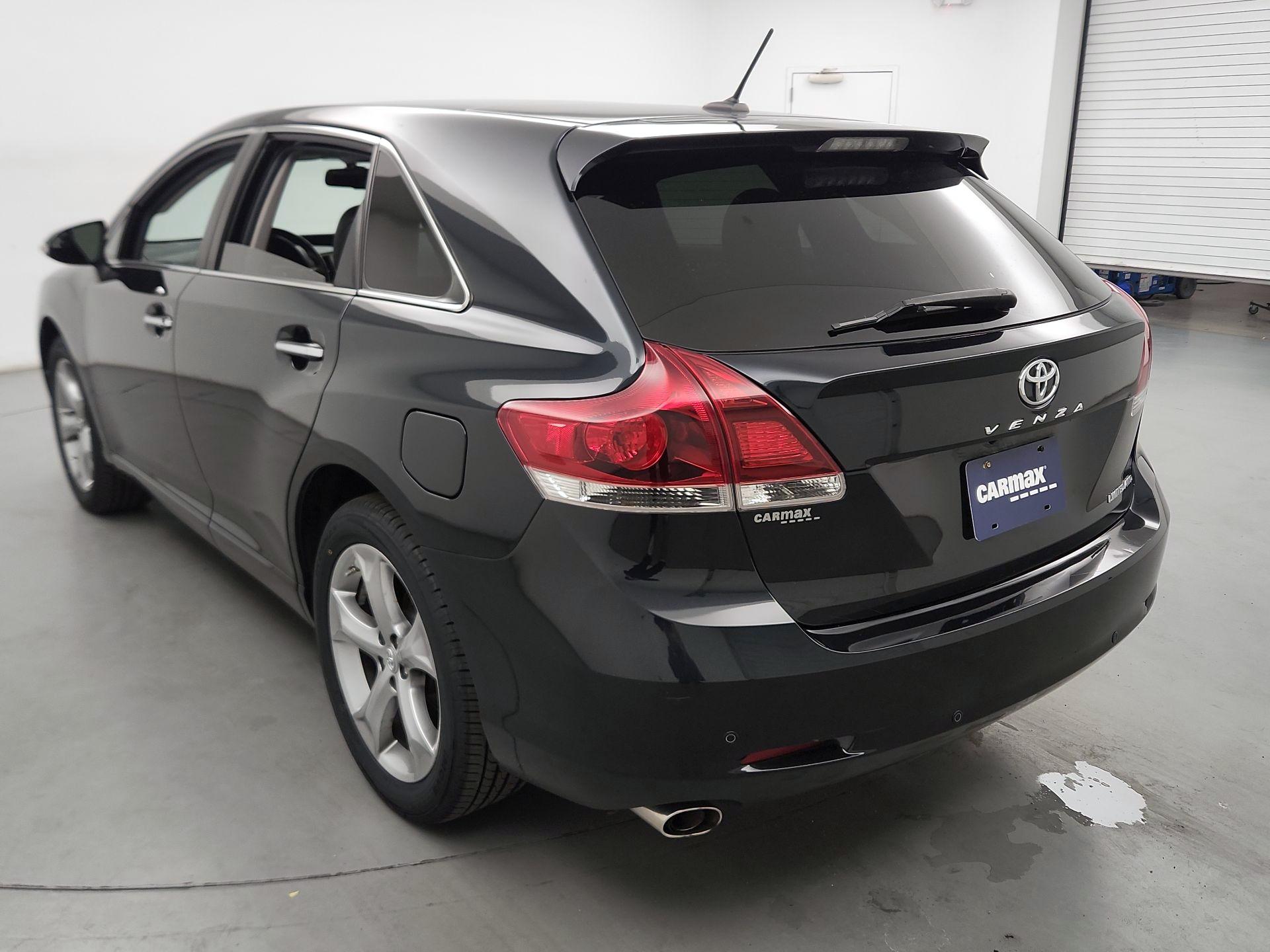 Thumbnail: 2015 Toyota Venza - 7