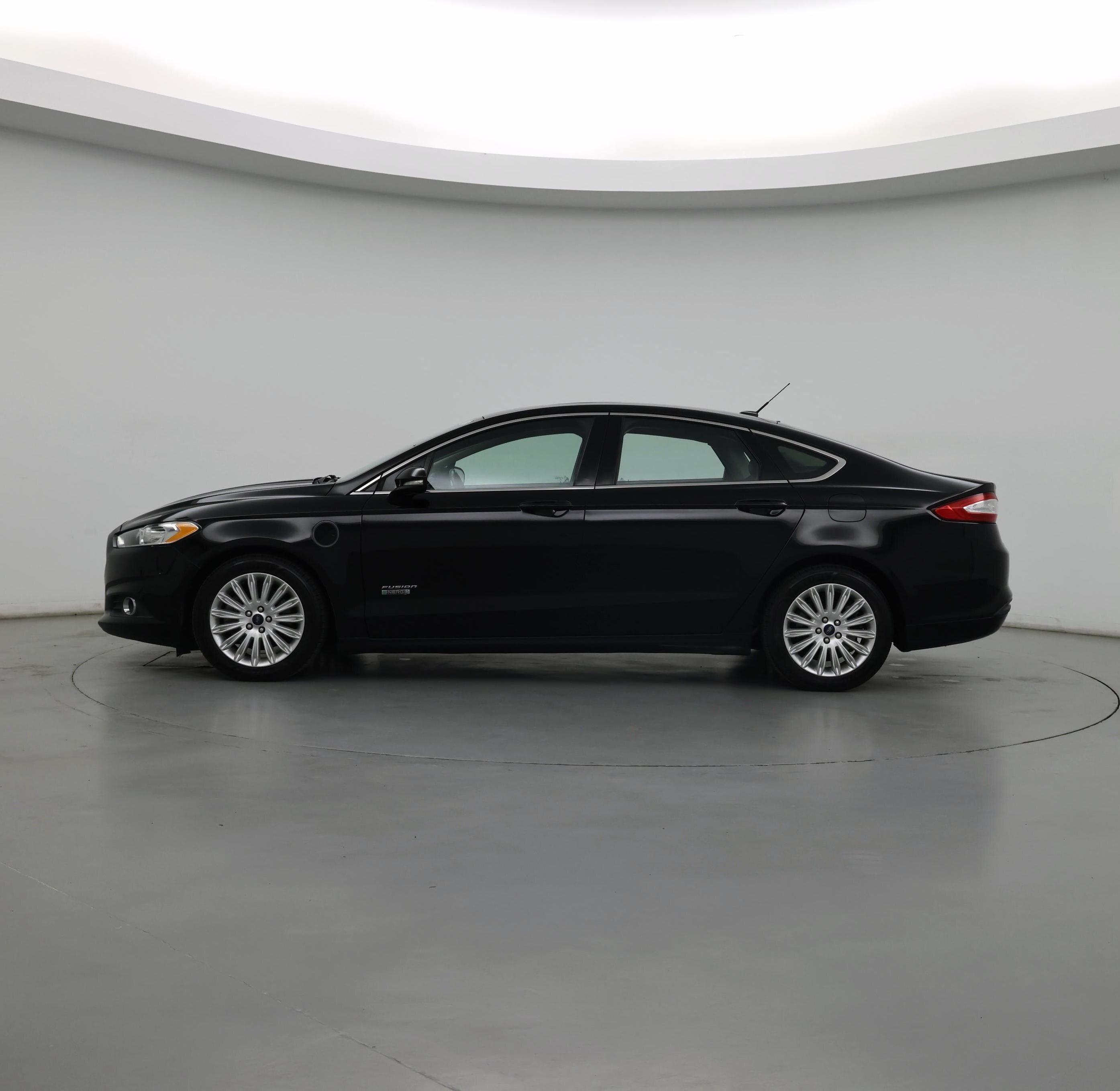 Thumbnail: 2016 Ford Fusion - 3