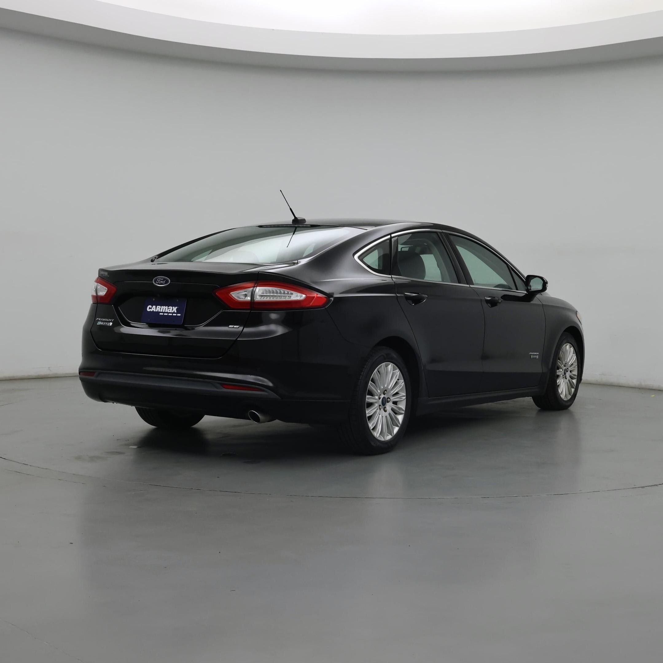 Thumbnail: 2016 Ford Fusion - 8