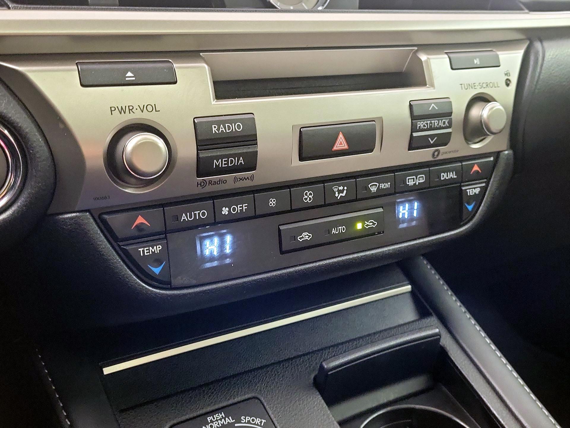 Thumbnail: 2018 Lexus ES - 14