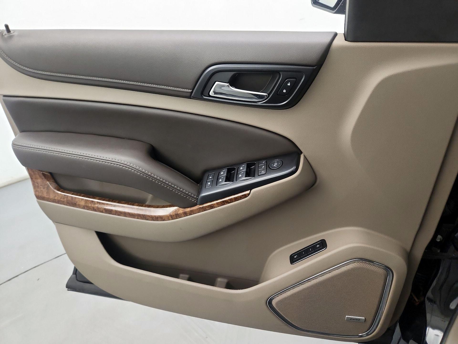 Thumbnail: 2018 Chevrolet Suburban - 12